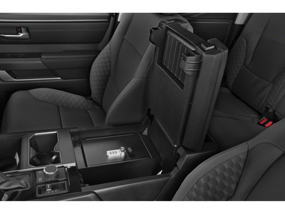 2022 Toyota Tundra 4WD SR5