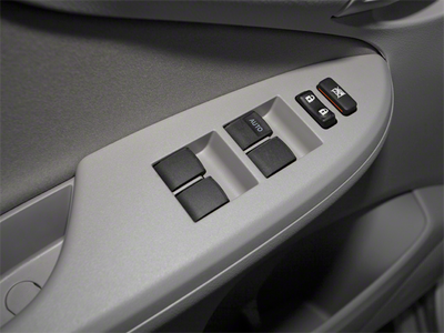 2013 Toyota COROLLA L