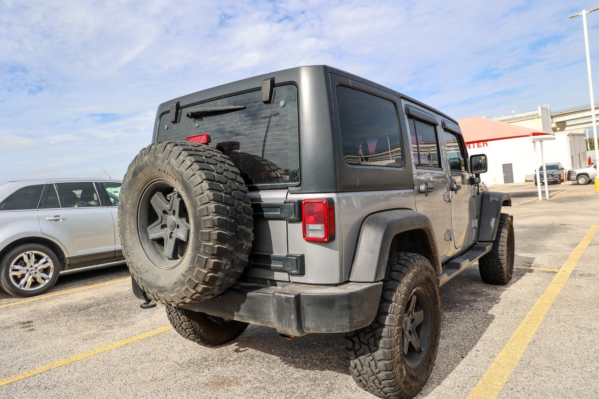 2017 Jeep Wrangler Sport