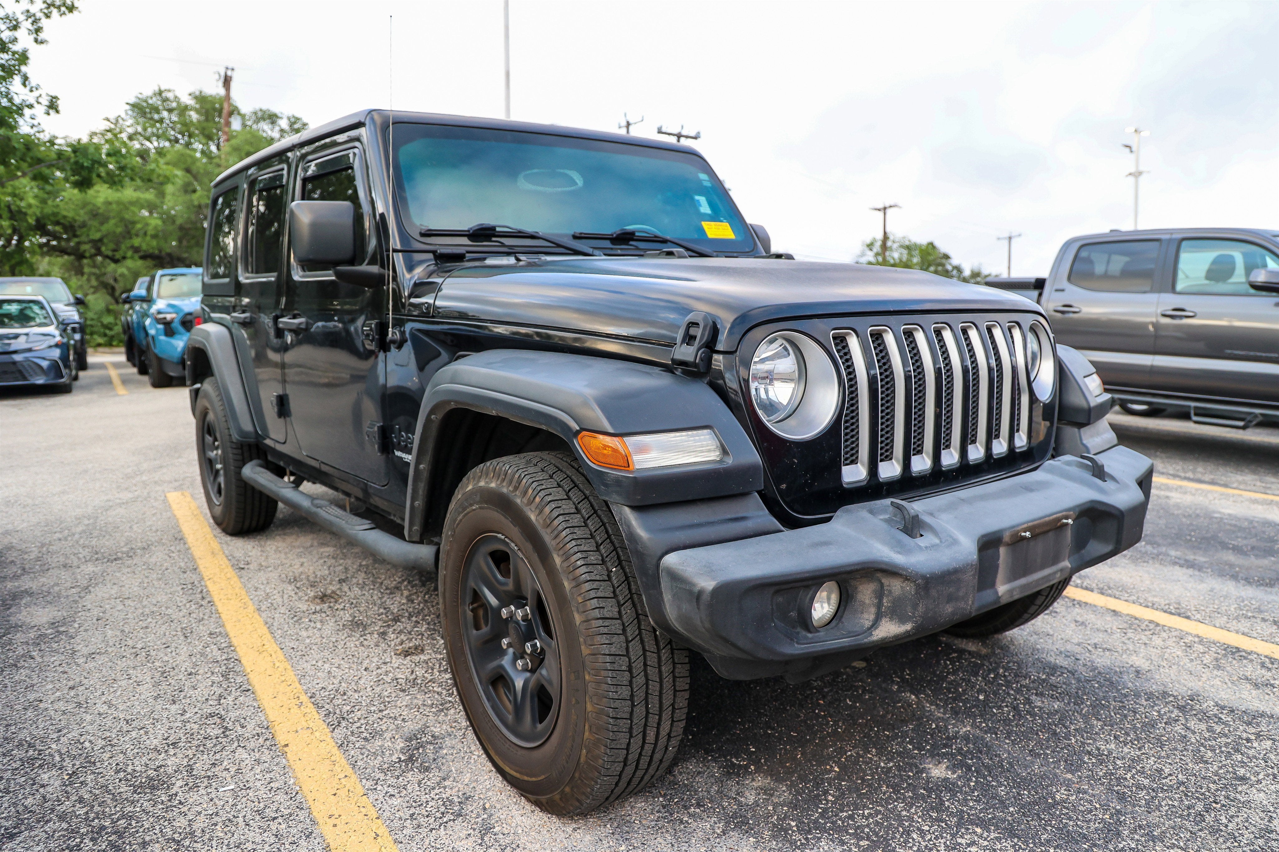2022 Jeep Wrangler Unlimited Sport