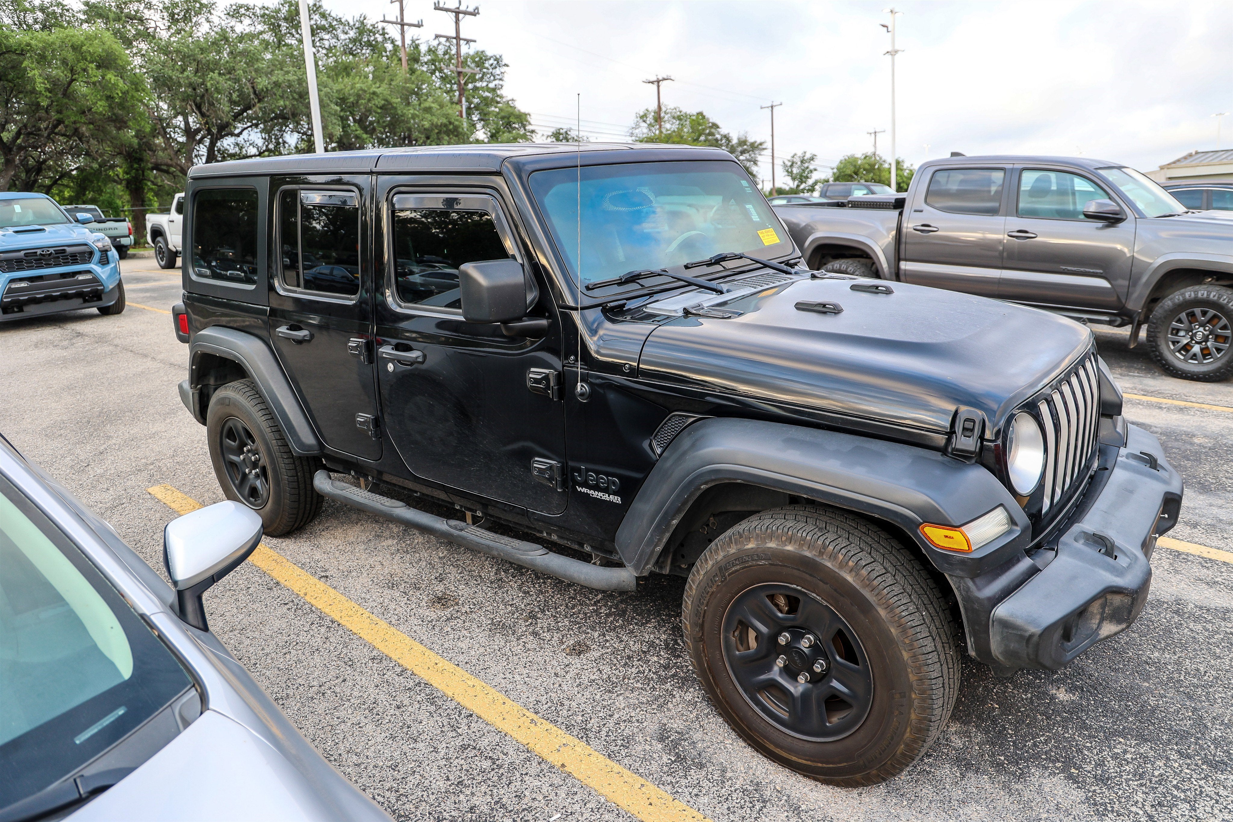 2022 Jeep Wrangler Unlimited Sport