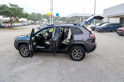 2022 Jeep Cherokee Trailhawk