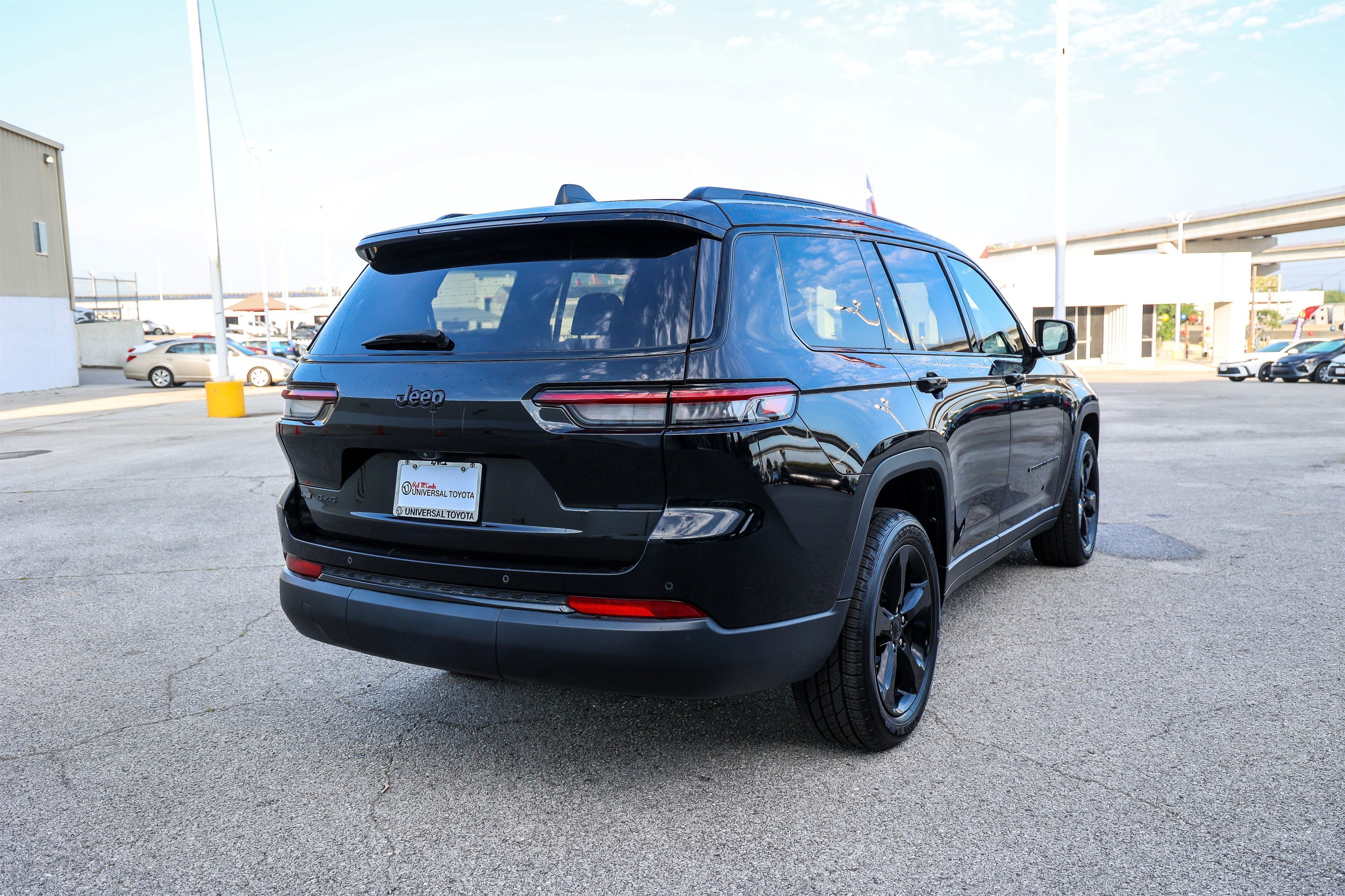 2022 Jeep Grand Cherokee L Altitude