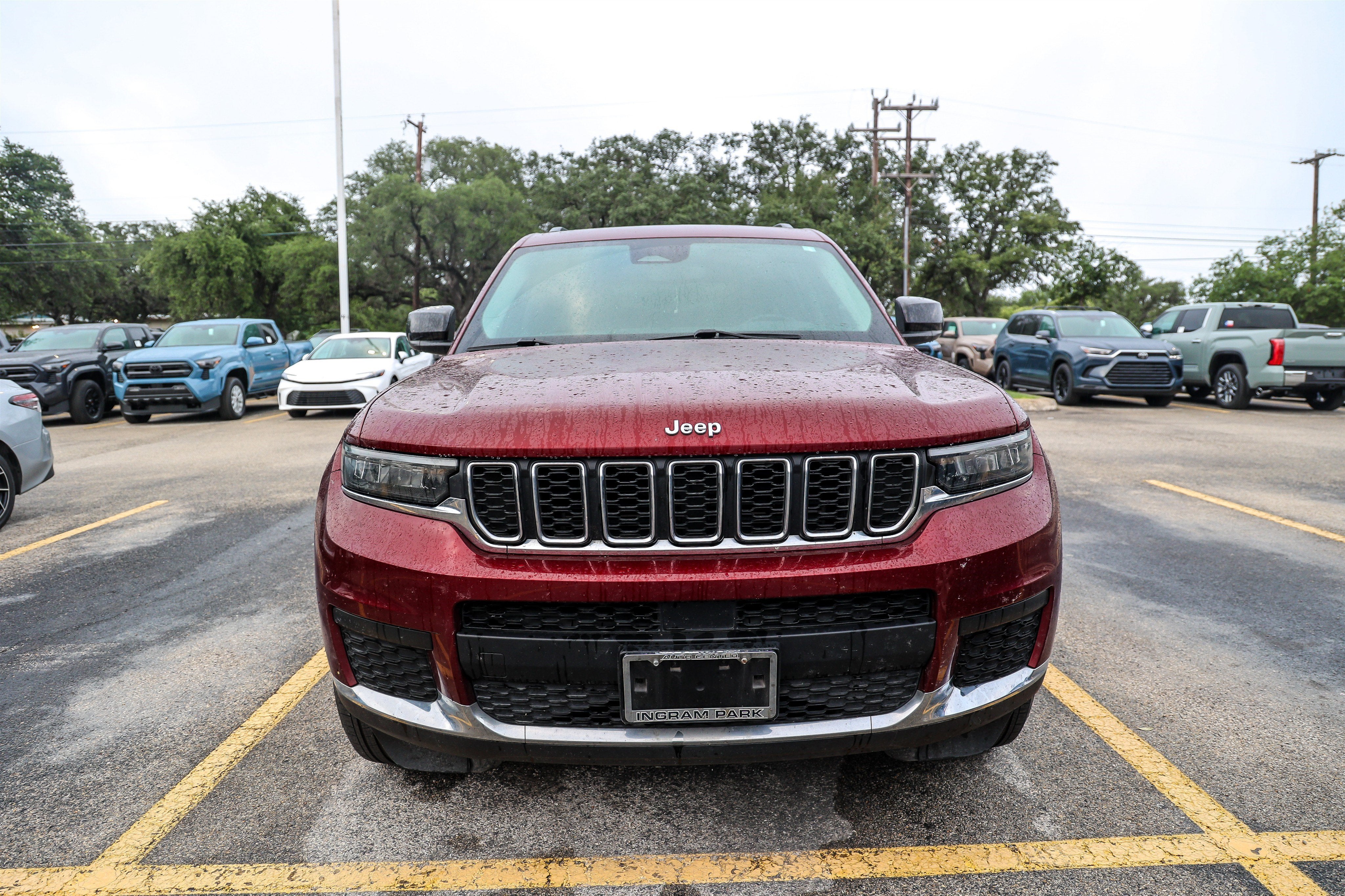 2022 Jeep Grand Cherokee L Laredo