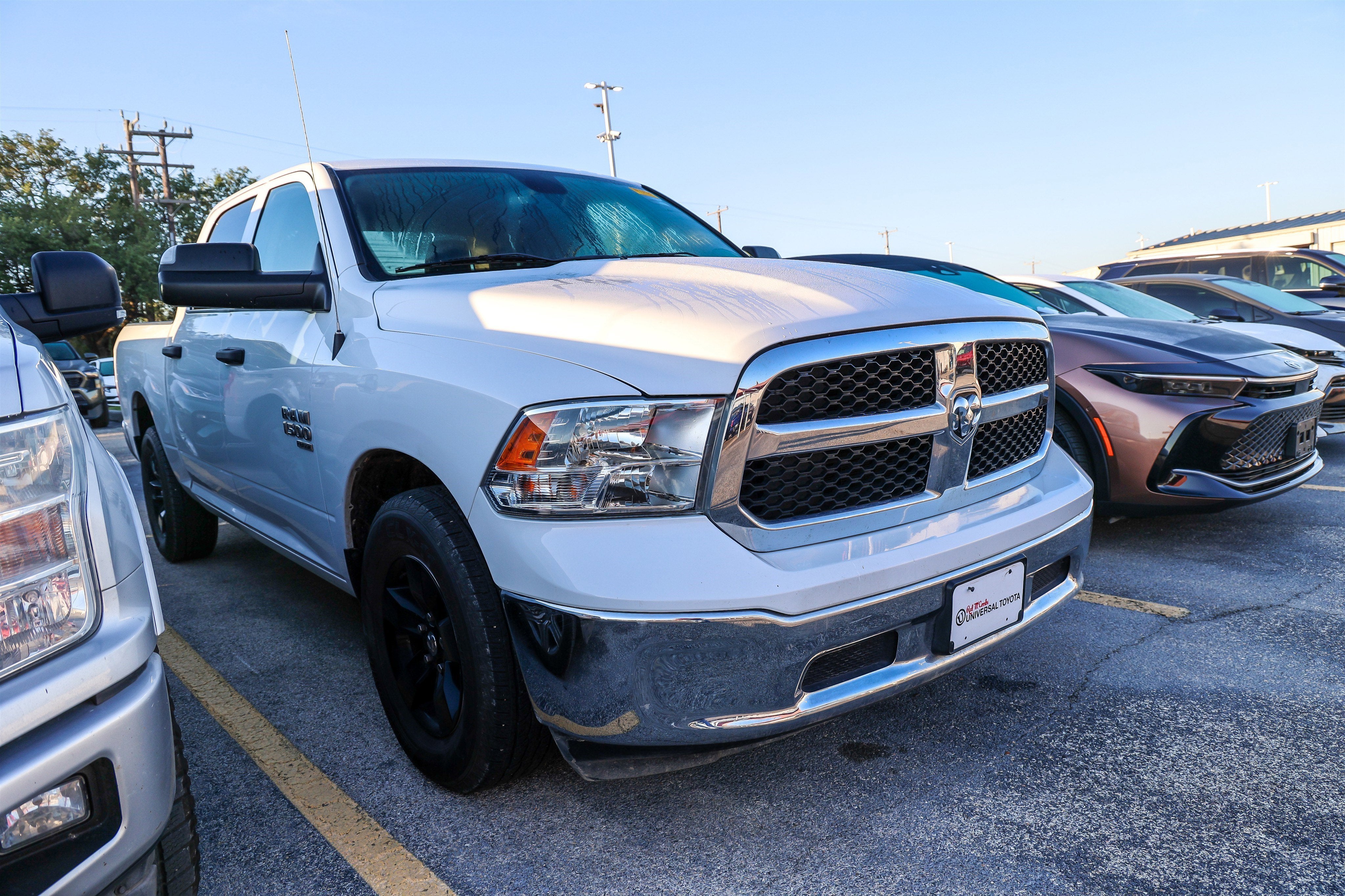 2023 RAM 1500 SLT