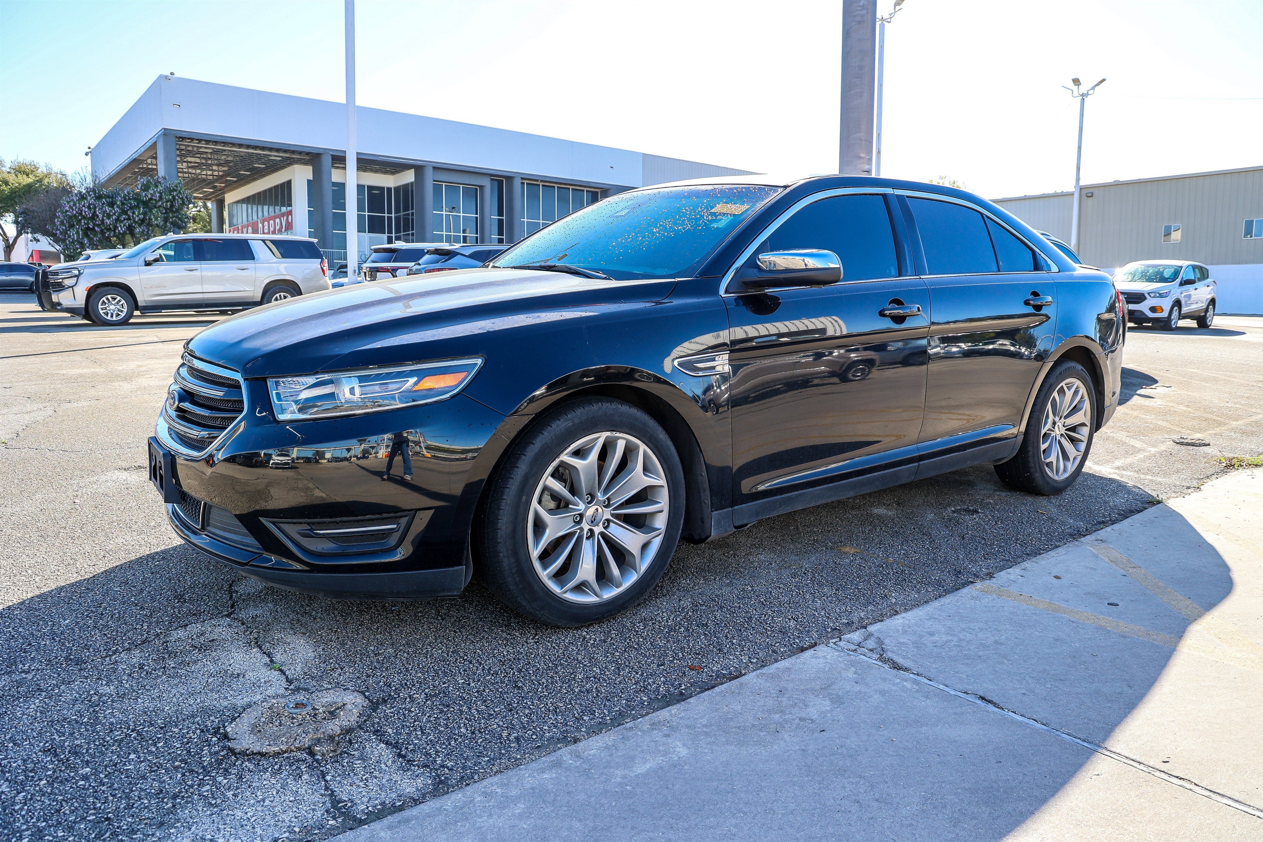 2018 Ford Taurus Limited