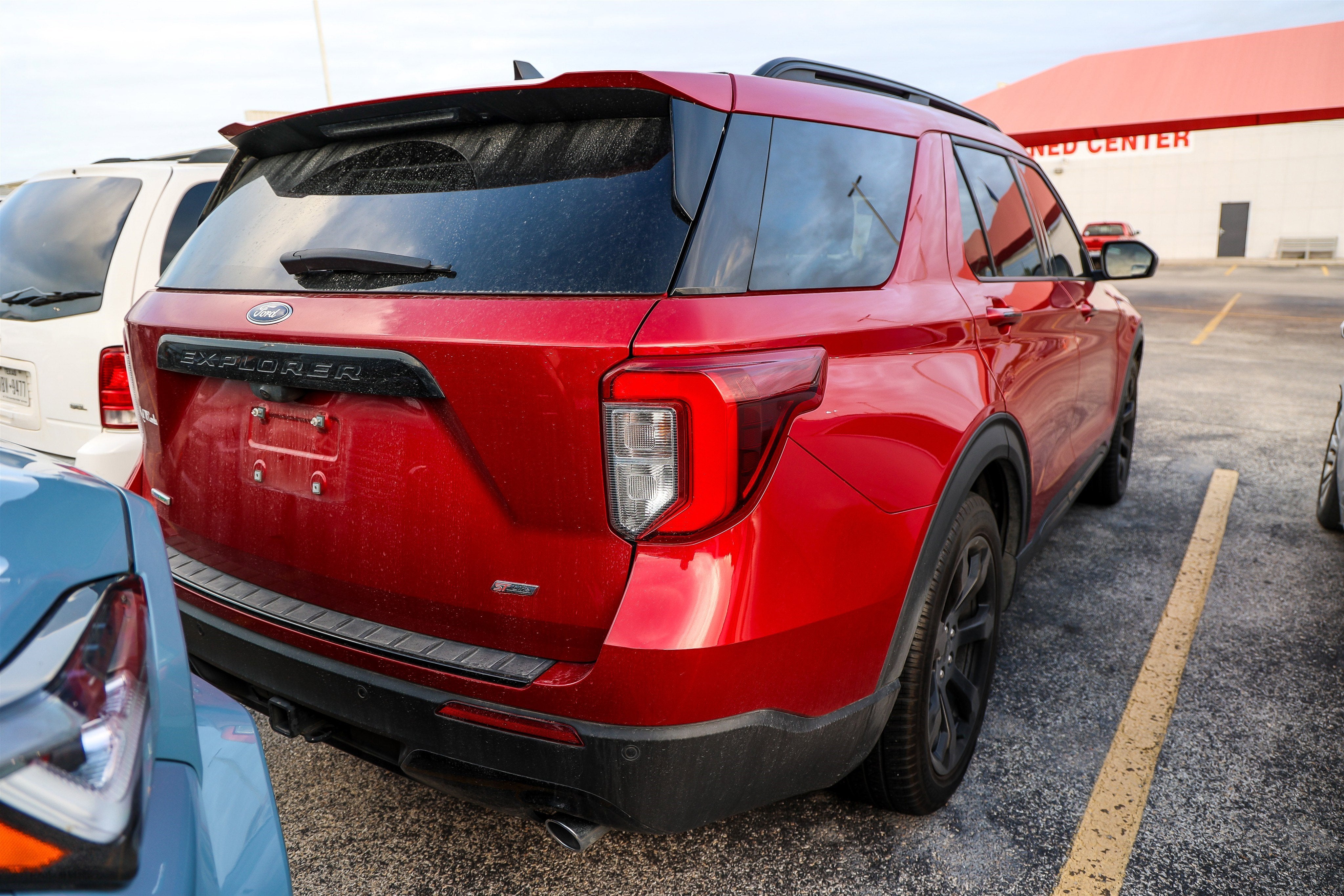 2024 Ford Explorer ST-Line