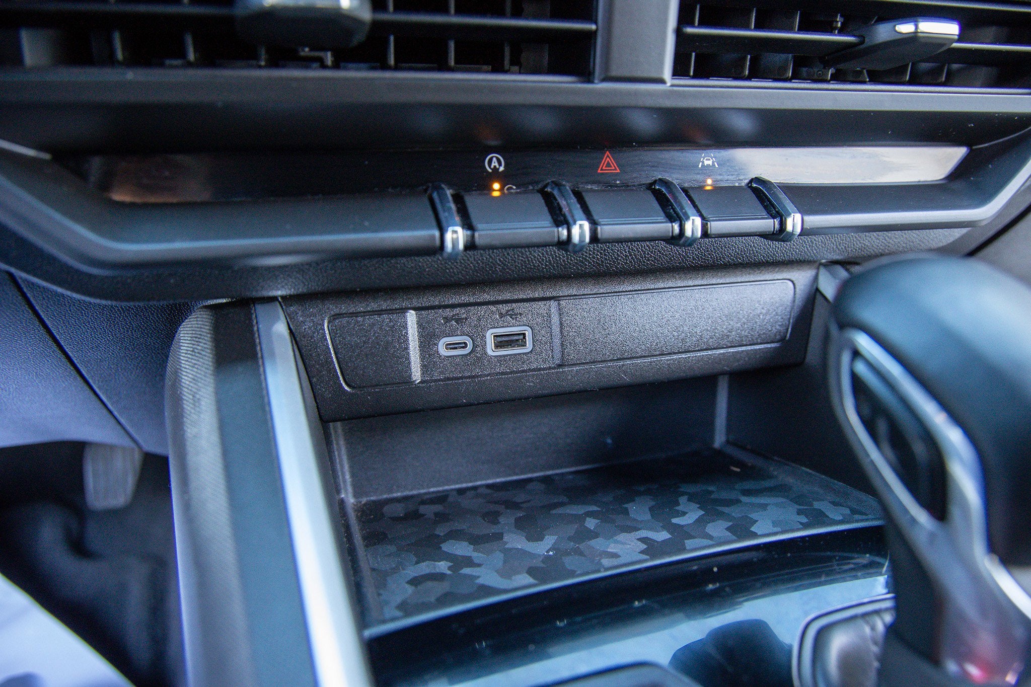 2024 Chevrolet Colorado 2WD LT