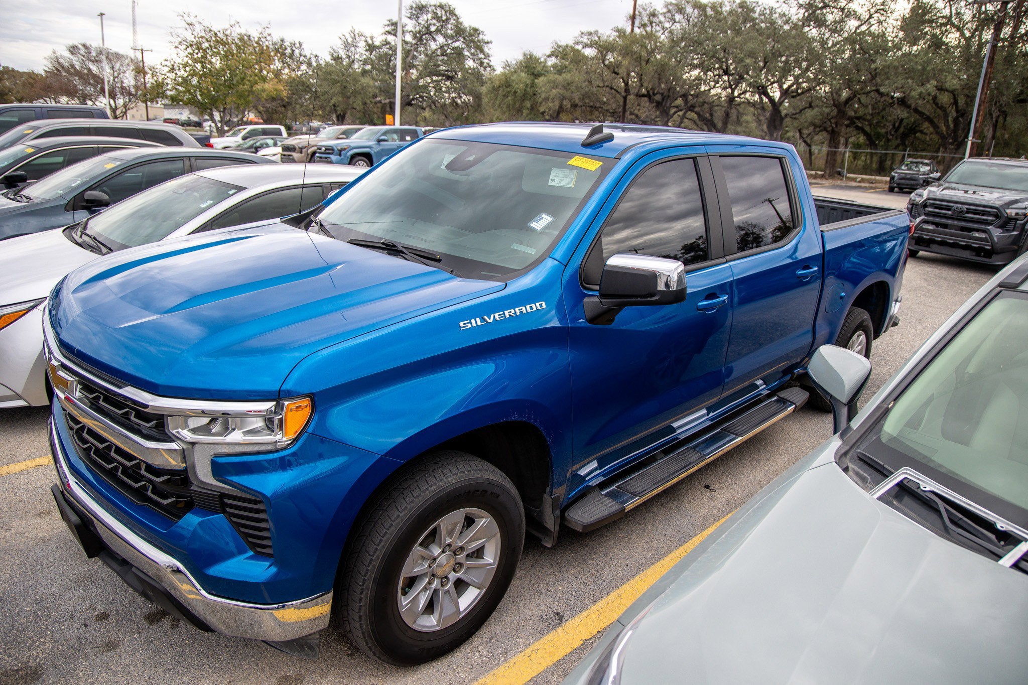 2023 Chevrolet Silverado LT