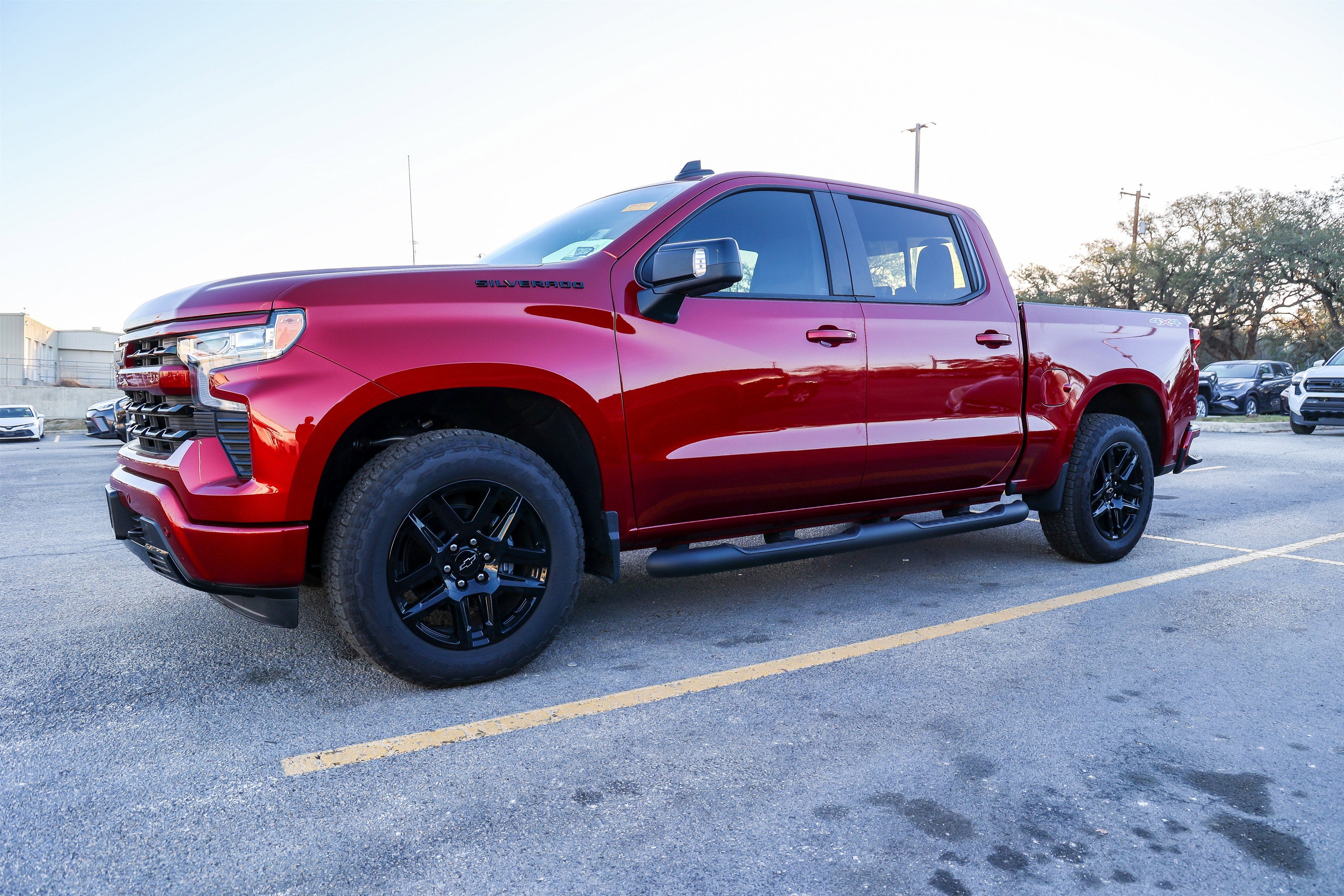 2025 Chevrolet Silverado RST
