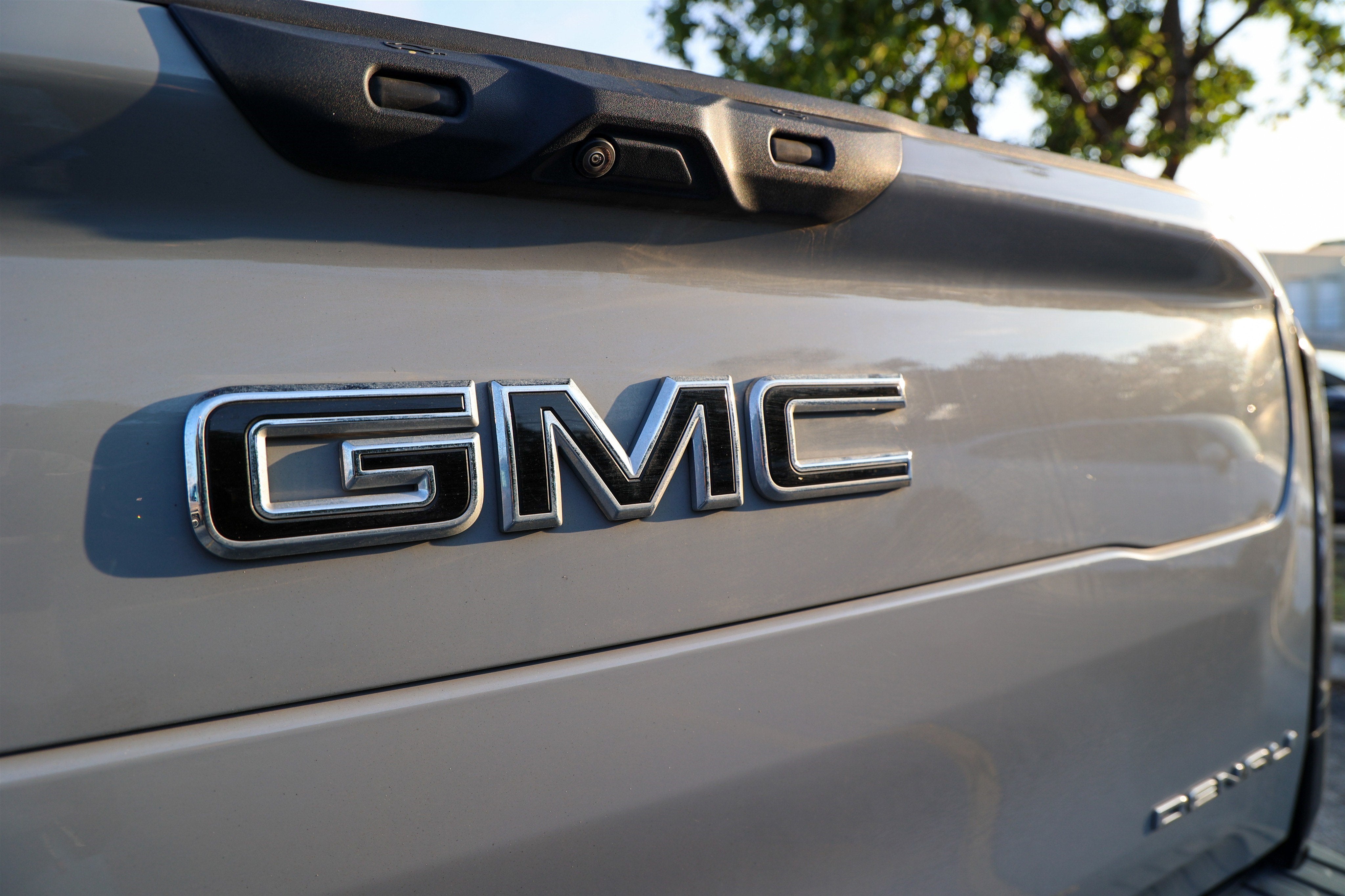 2024 GMC Sierra EV Denali Edition 1