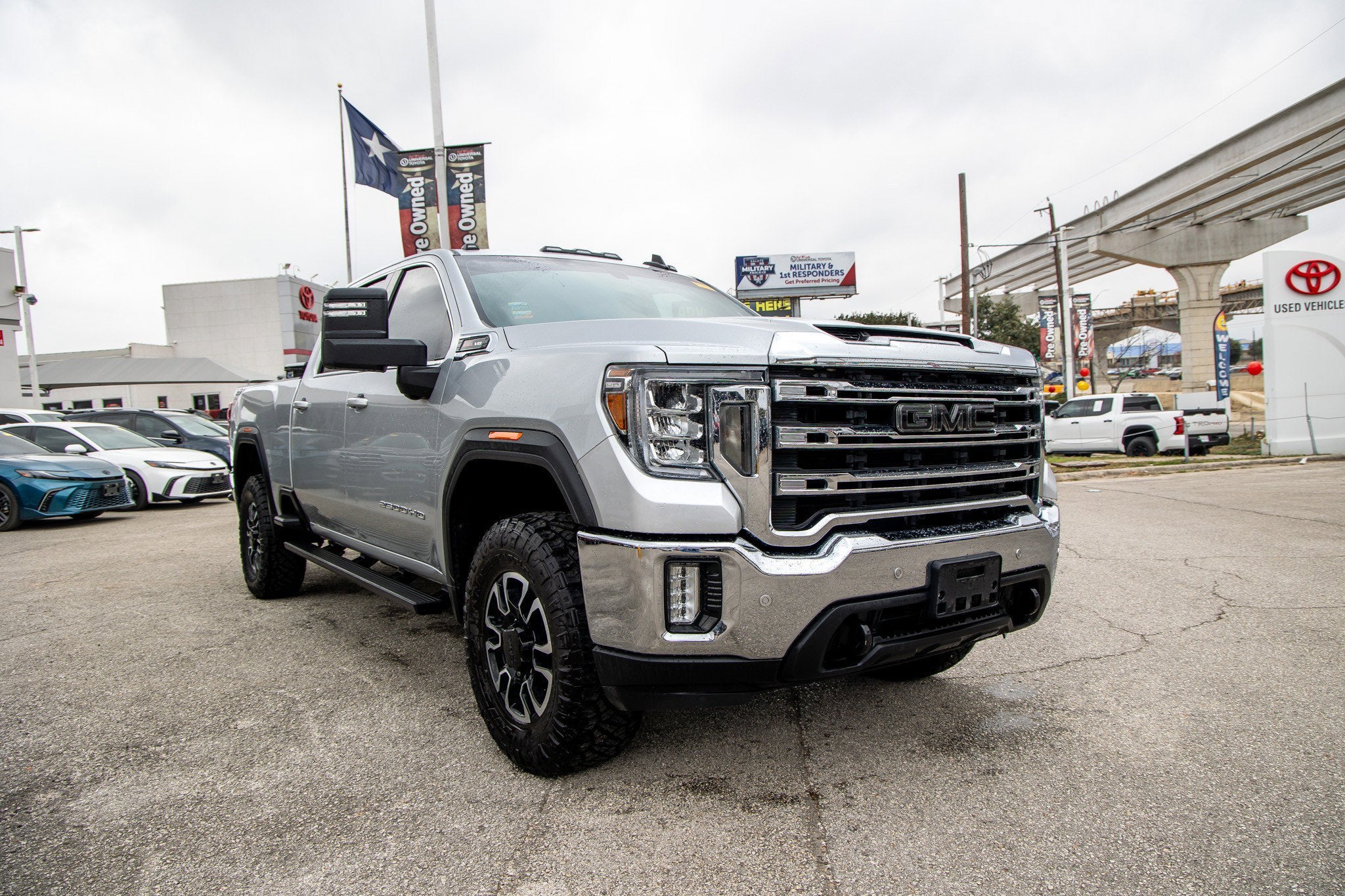 2020 GMC Sierra SLE