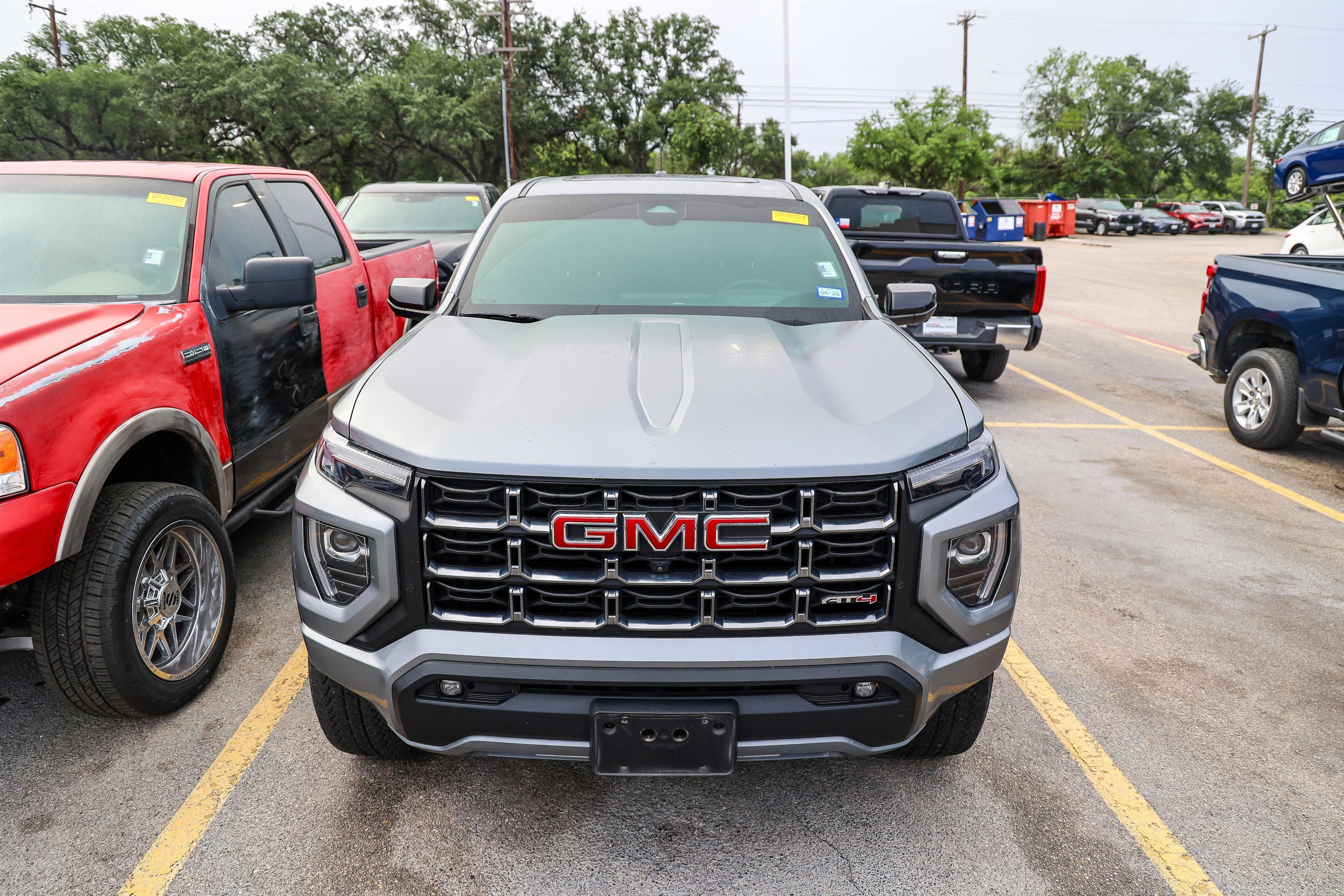 2023 GMC Canyon 4WD AT4