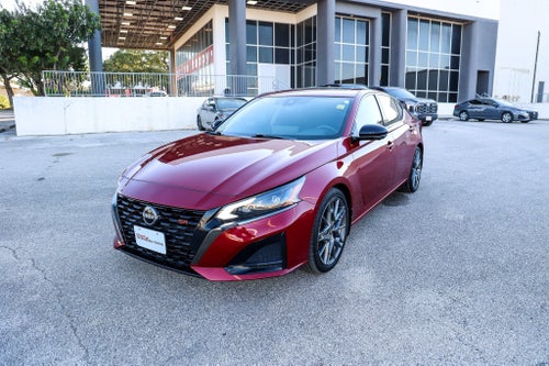 2024 Nissan Altima 2.0 SR
