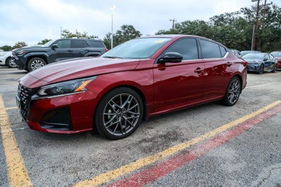2024 Nissan Altima 2.0 SR