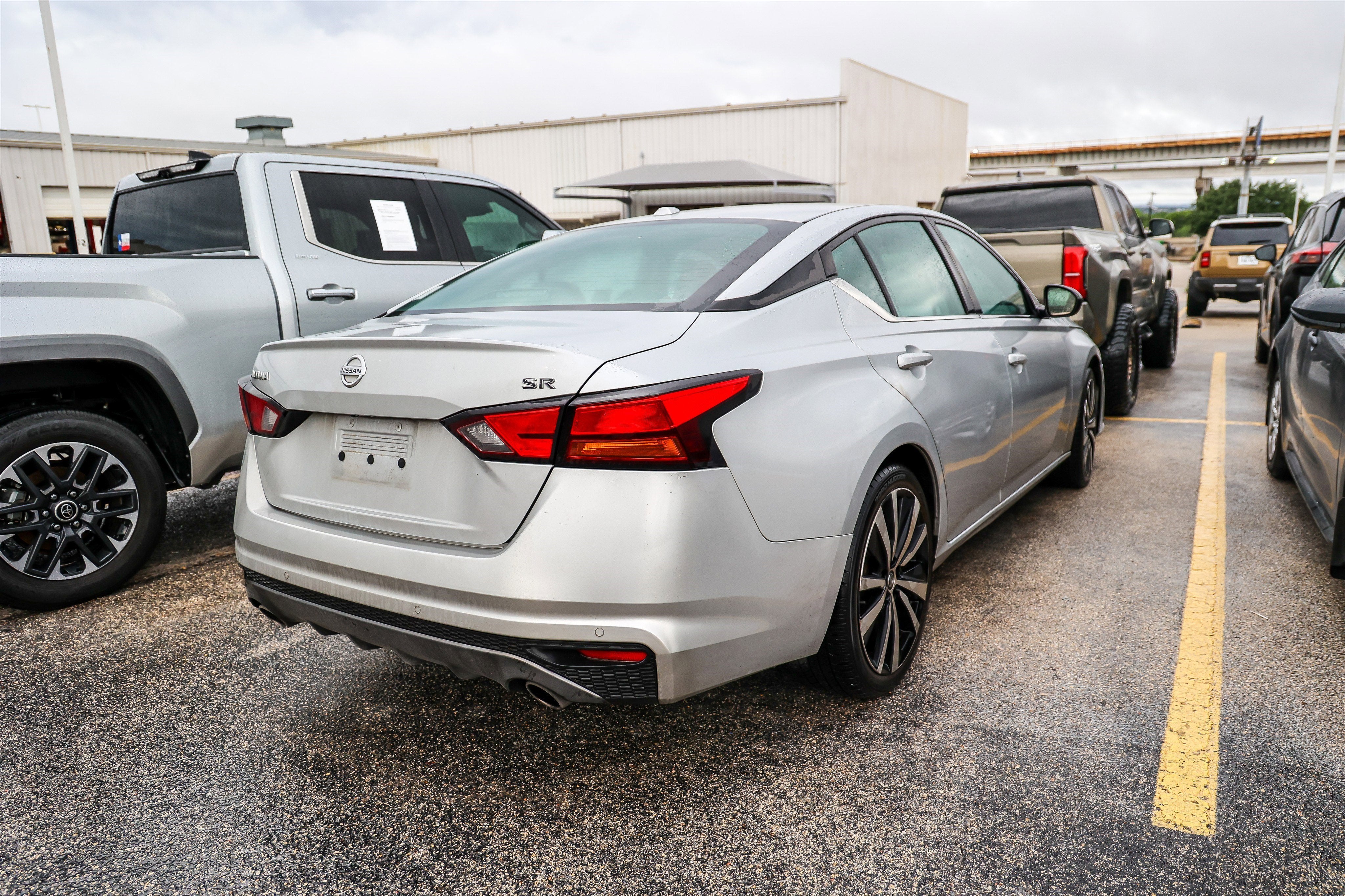 2021 Nissan Altima 2.5 SR