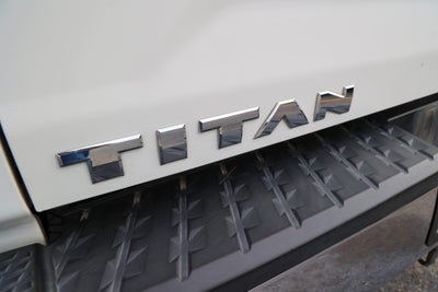 2018 Nissan Titan SV