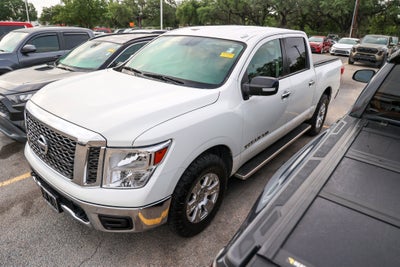 2018 Nissan Titan SV