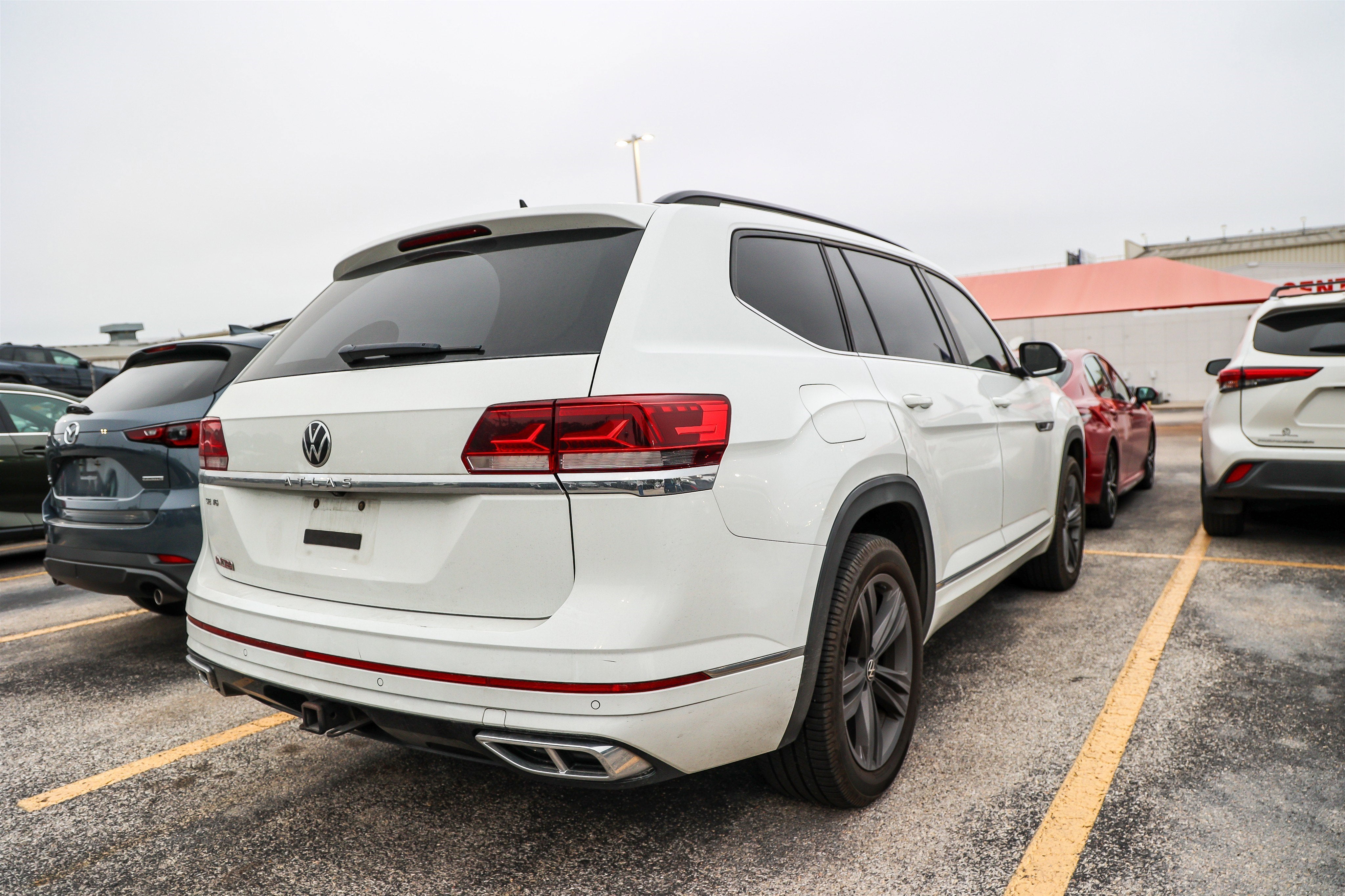 2021 Volkswagen Atlas 3.6L V6 SE w/Technology R-Line