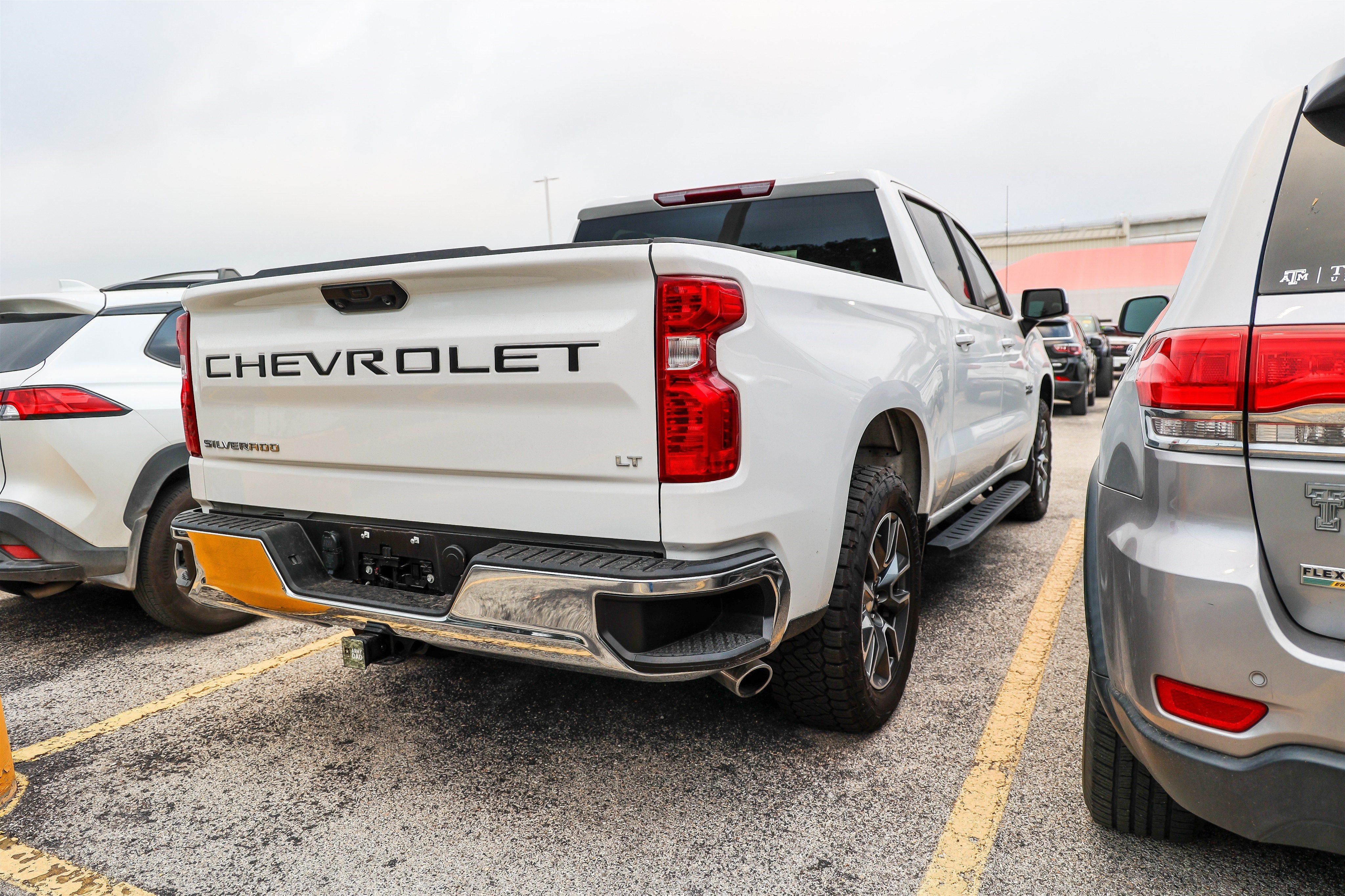 2025 Chevrolet Silverado LT