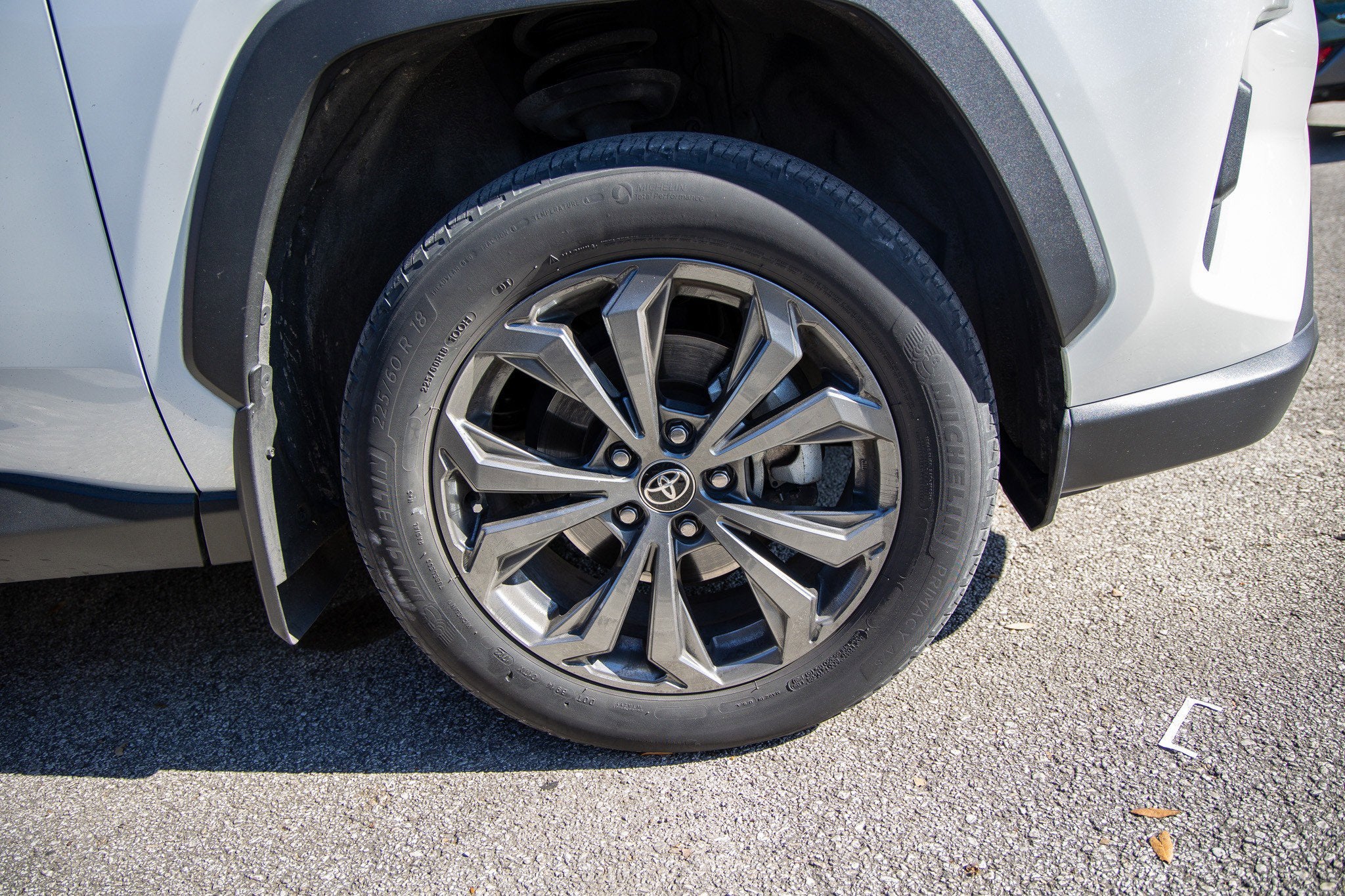 2022 Toyota RAV4 HYBRID Hybrid XLE Premium