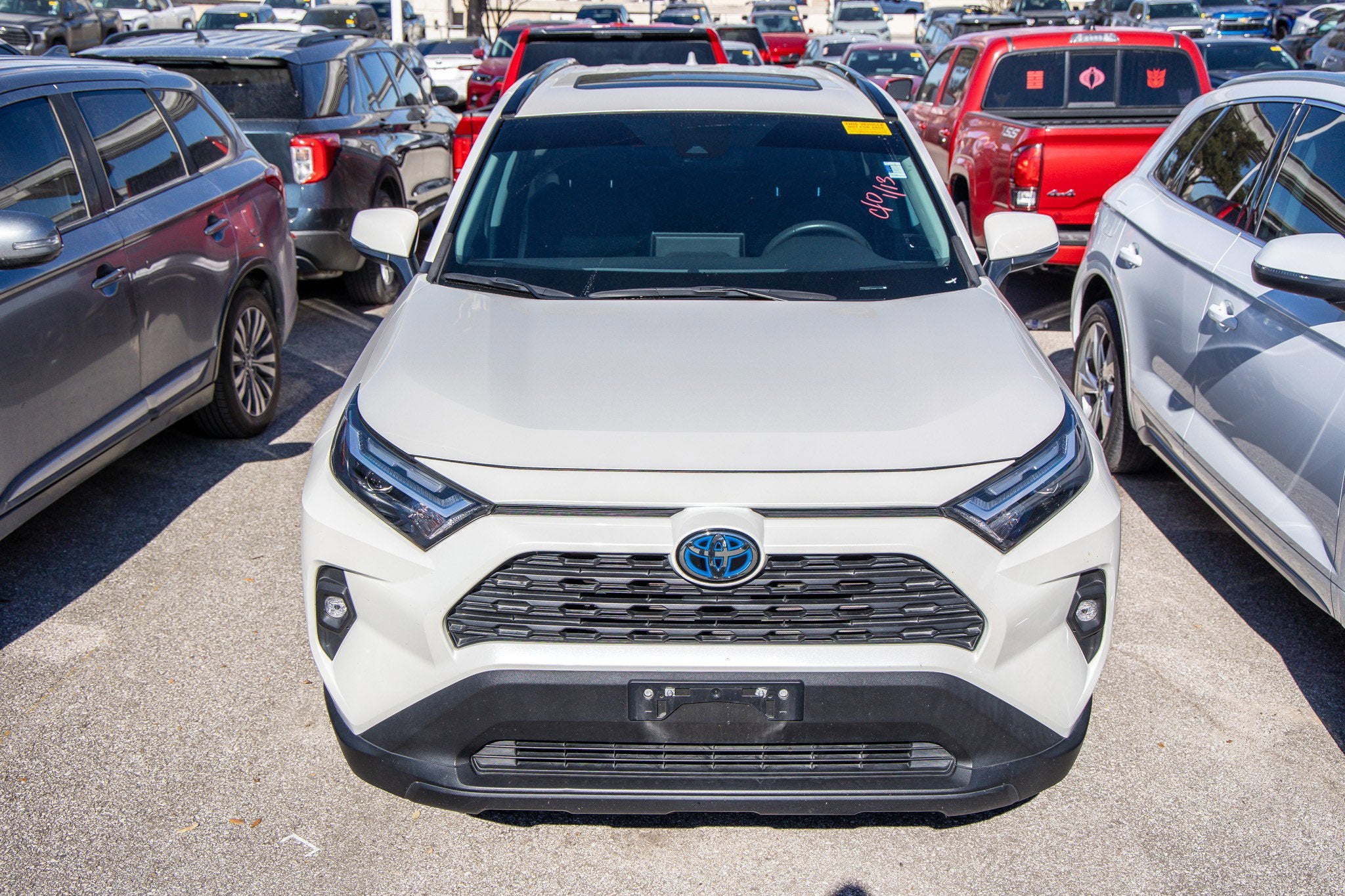 2022 Toyota RAV4 HYBRID Hybrid XLE Premium