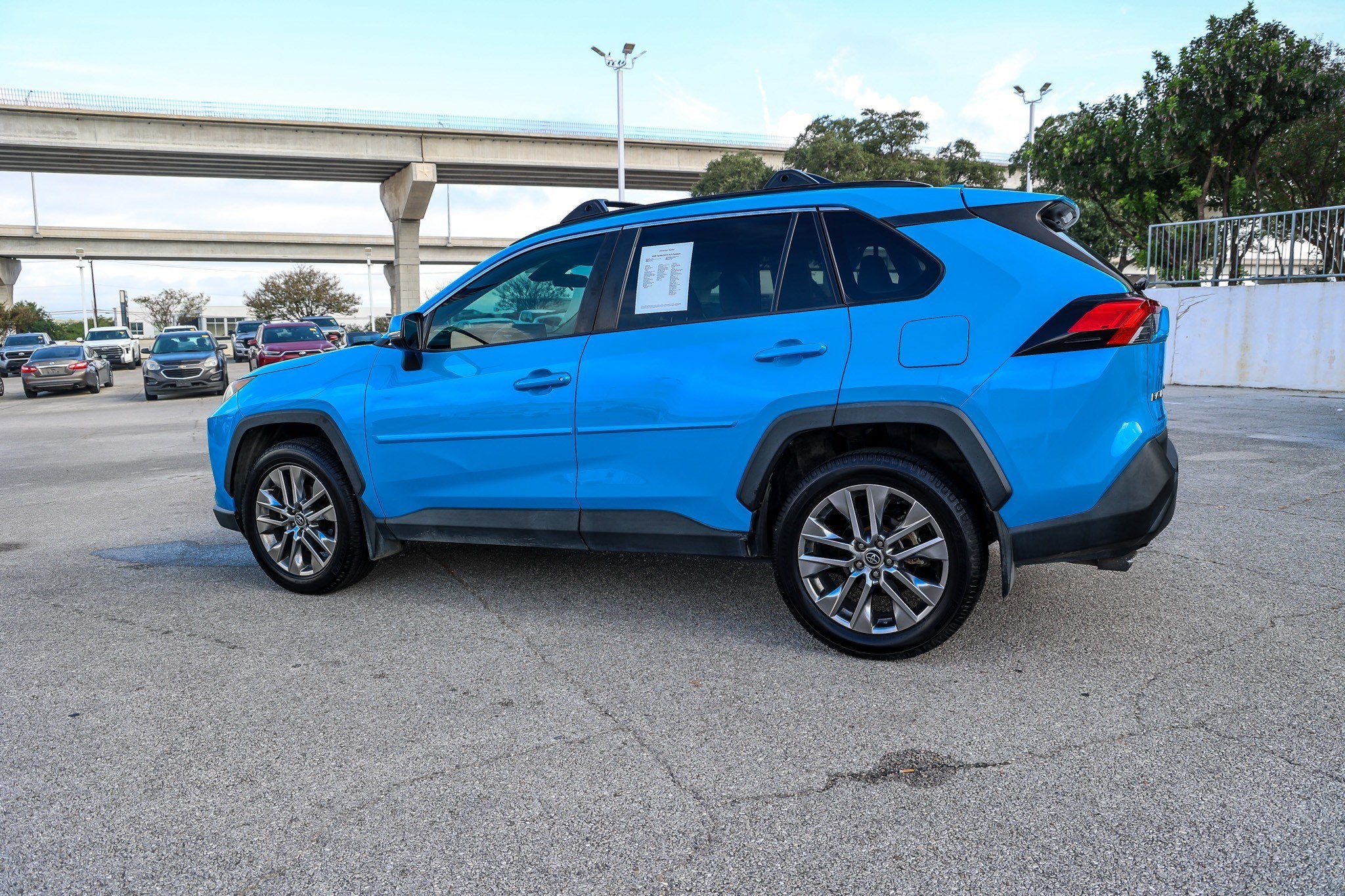 2020 Toyota RAV4 XLE Premium