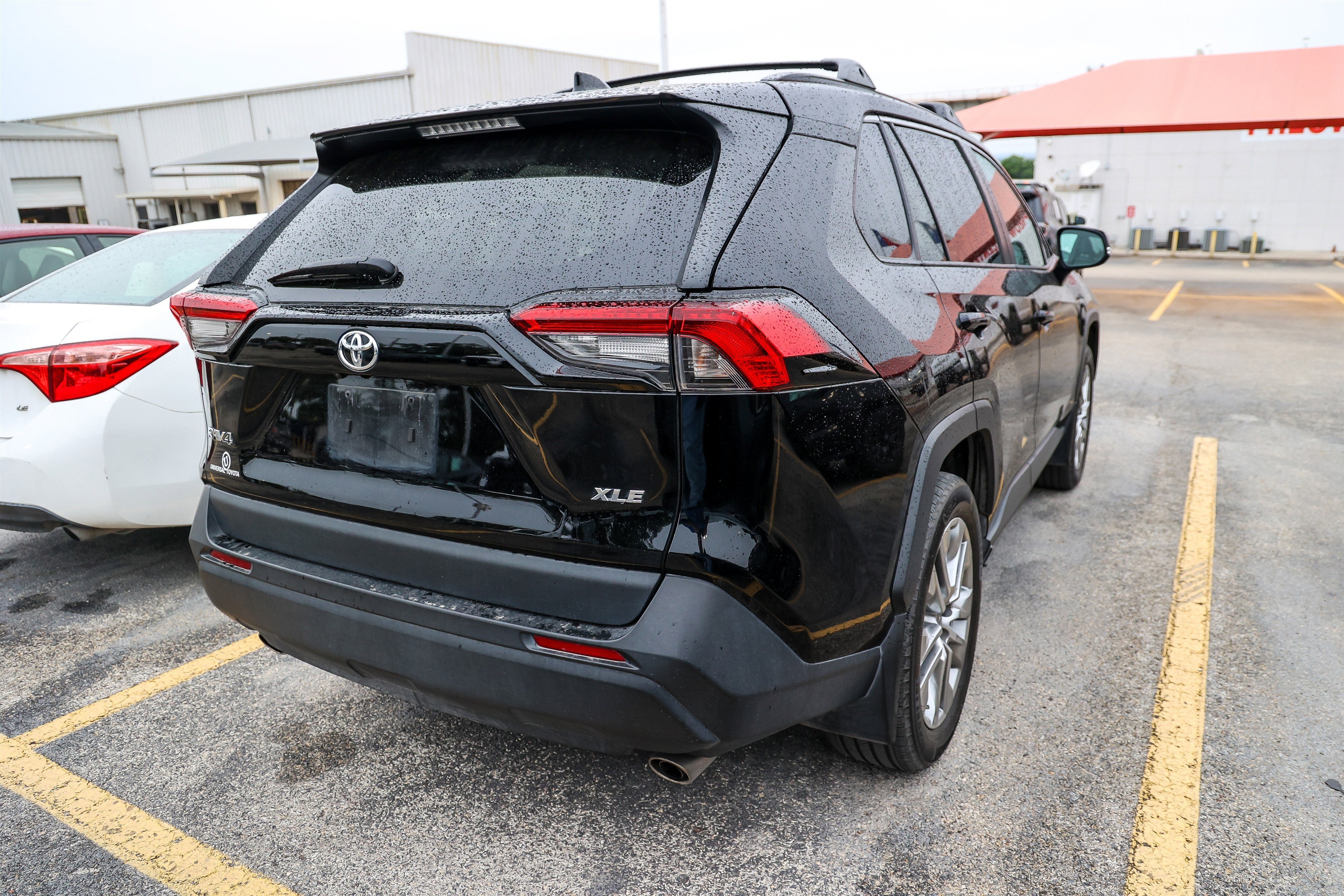2023 Toyota RAV4 XLE Premium