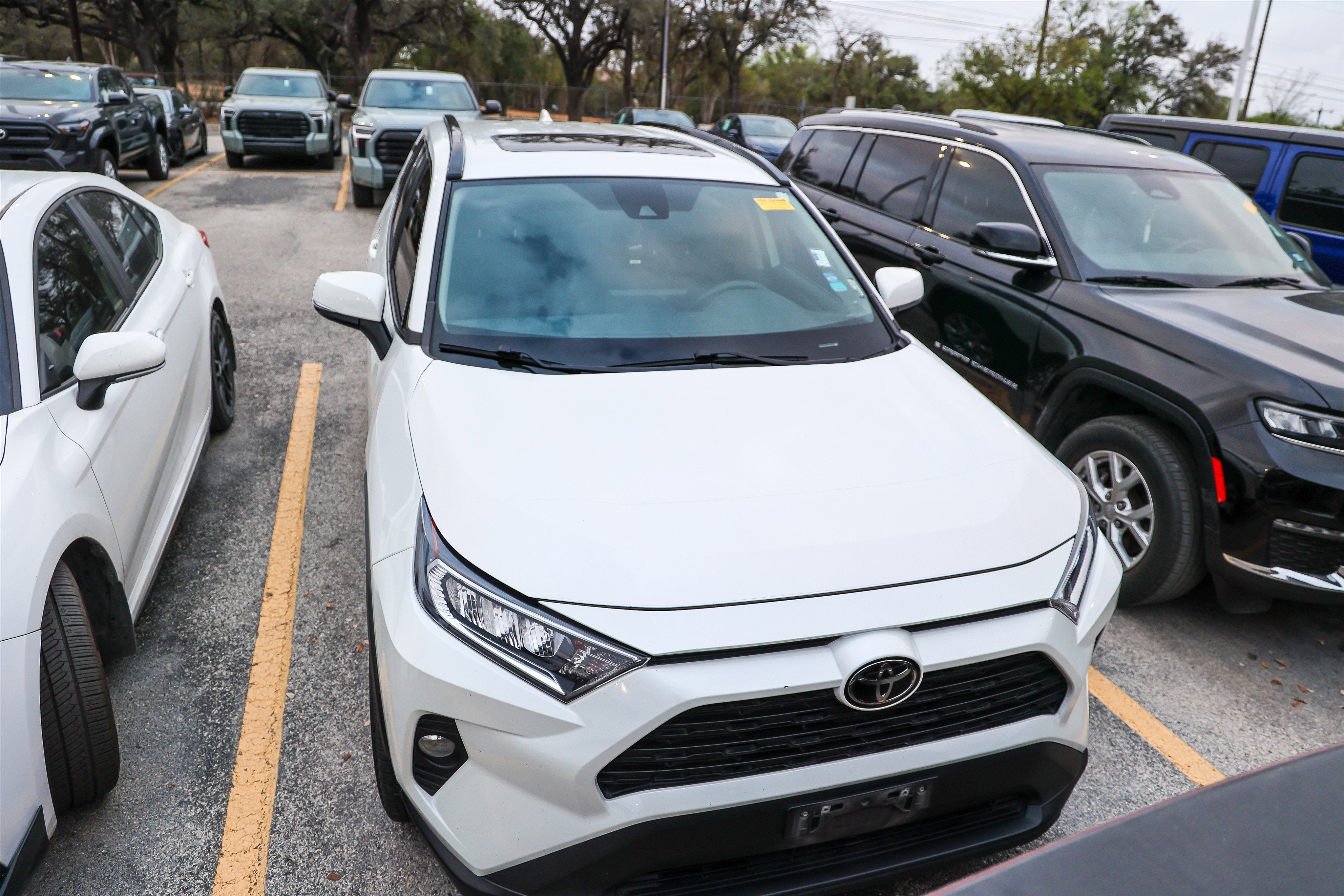 2021 Toyota RAV4 XLE Premium