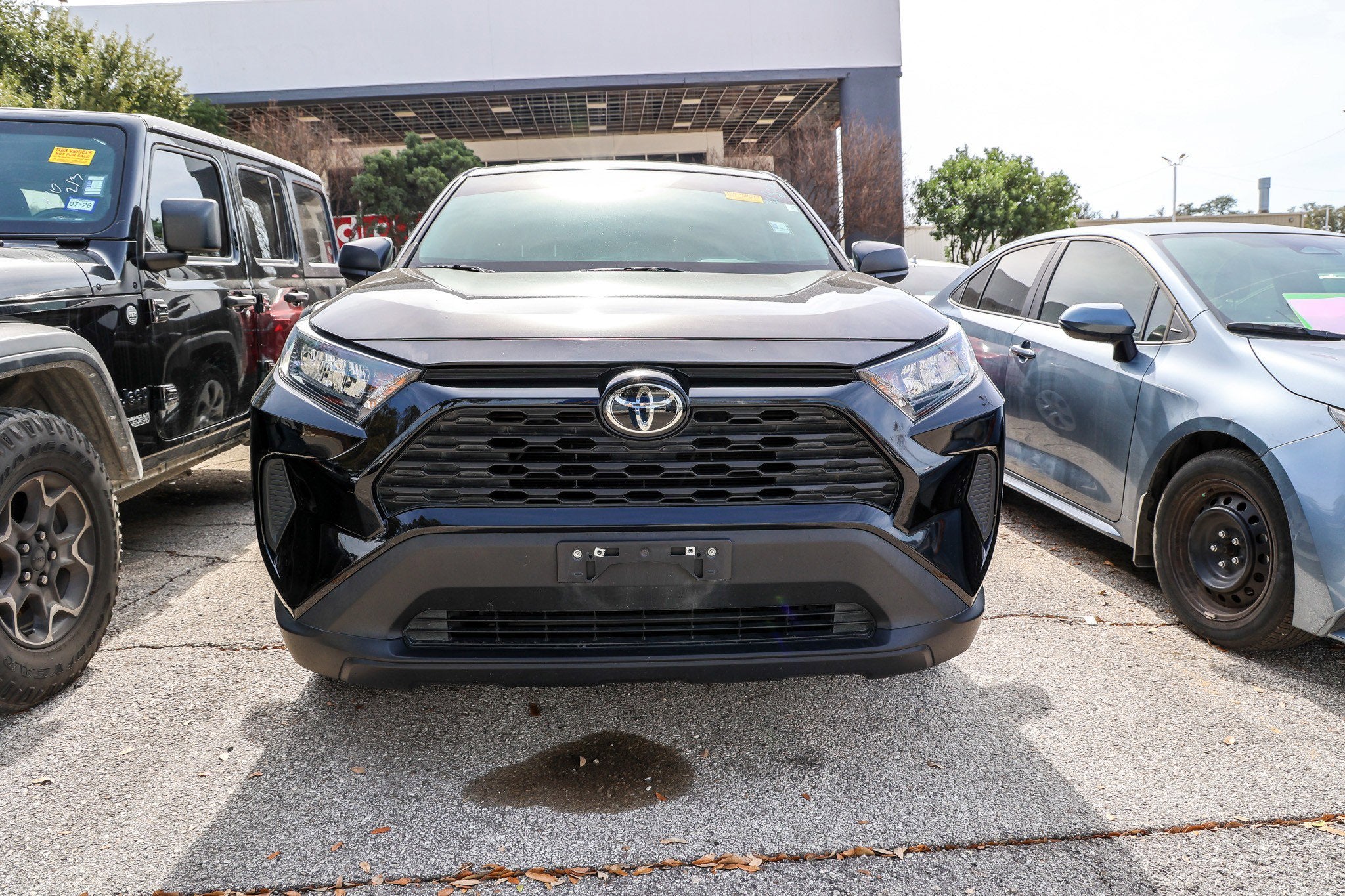 2022 Toyota RAV4 LE
