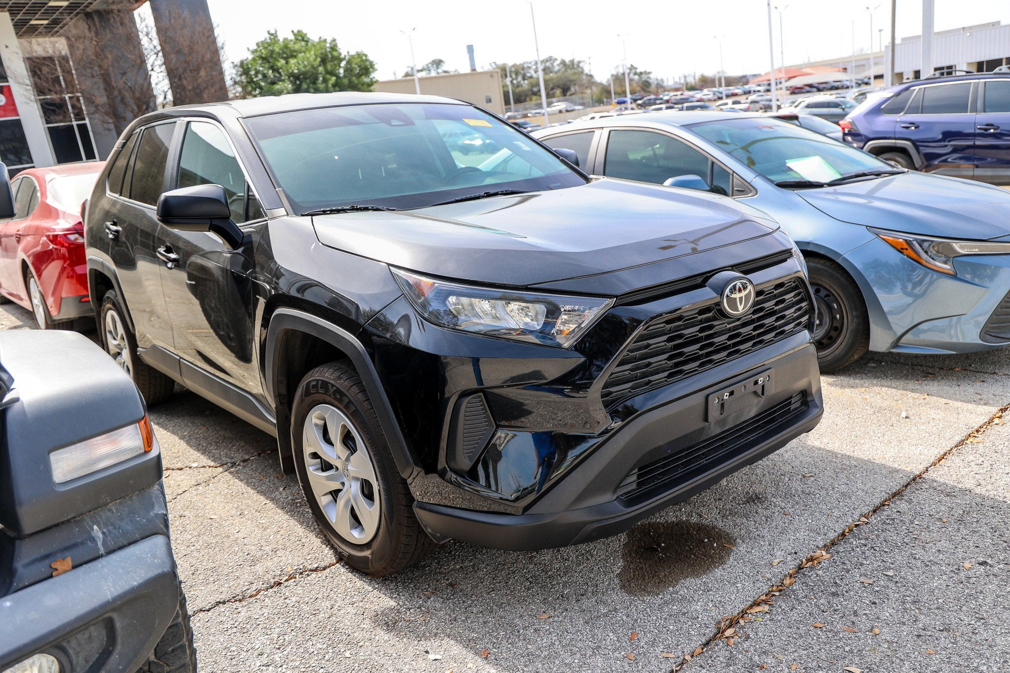2022 Toyota RAV4 LE