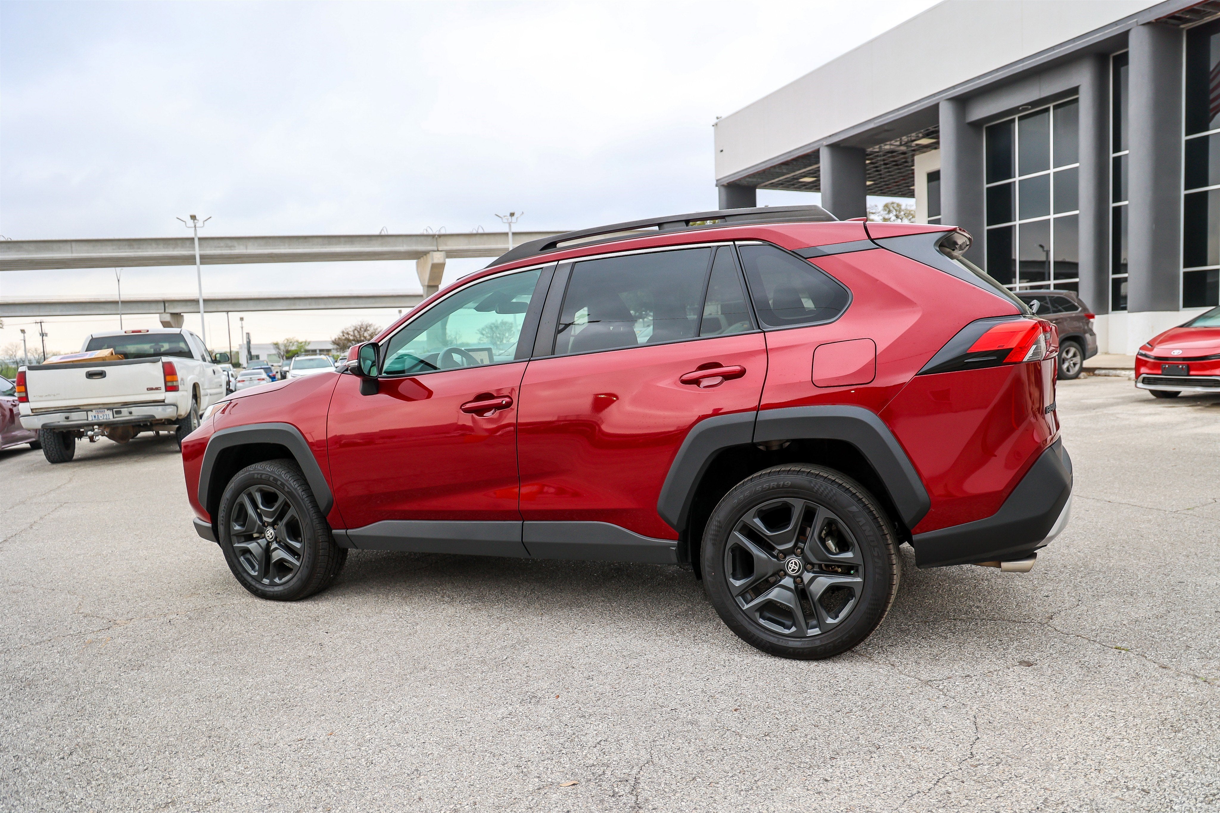 2023 Toyota RAV4 Adventure