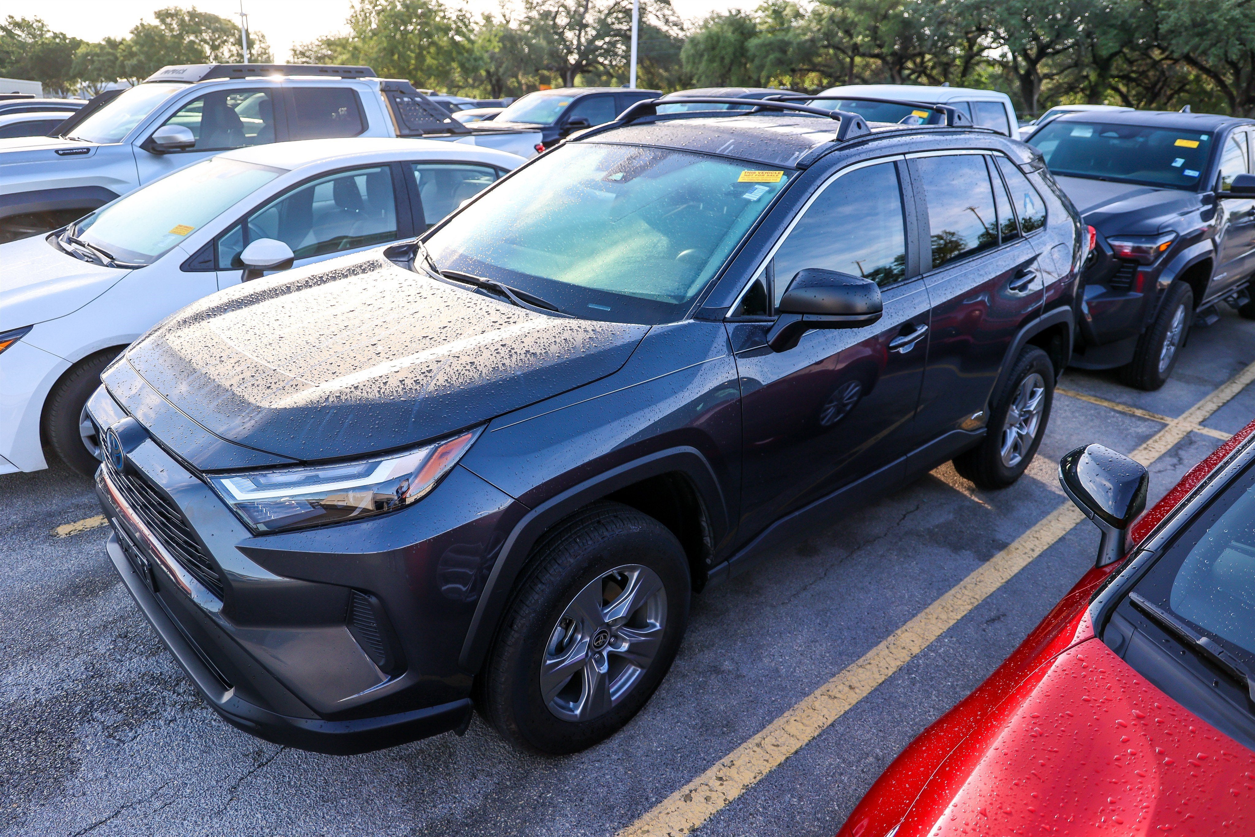2024 Toyota RAV4 HYBRID Hybrid LE