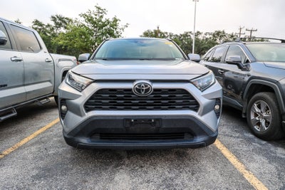 2020 Toyota RAV4 XLE