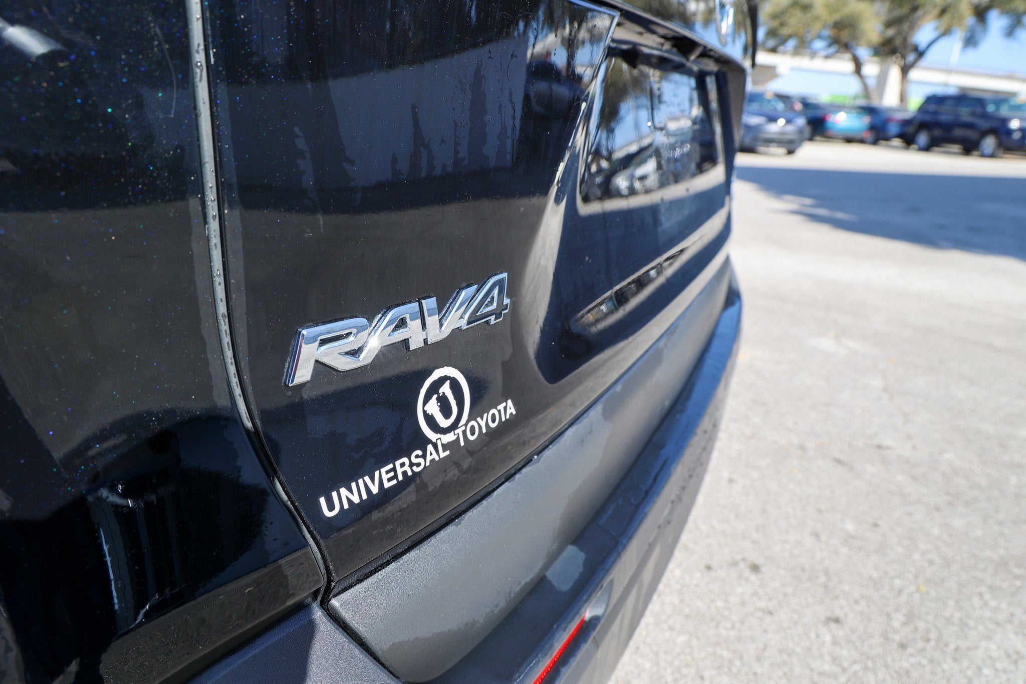 2021 Toyota RAV4 HYBRID Hybrid XLE