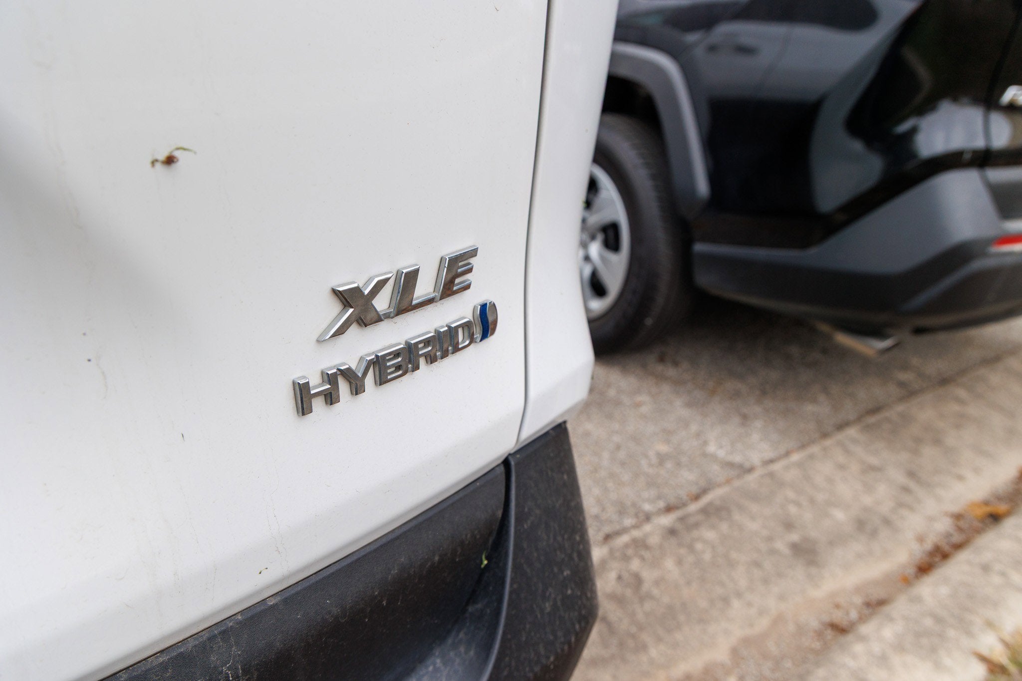 2024 Toyota RAV4 HYBRID Hybrid XLE