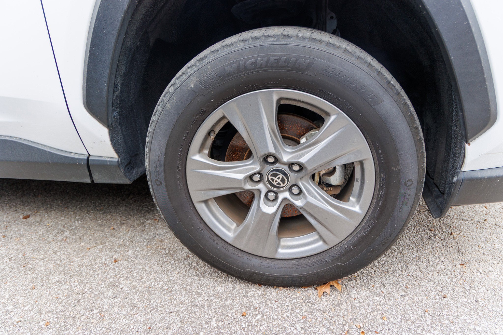 2024 Toyota RAV4 HYBRID Hybrid XLE