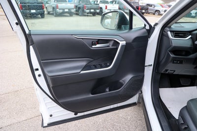 2024 Toyota RAV4 HYBRID Hybrid XLE