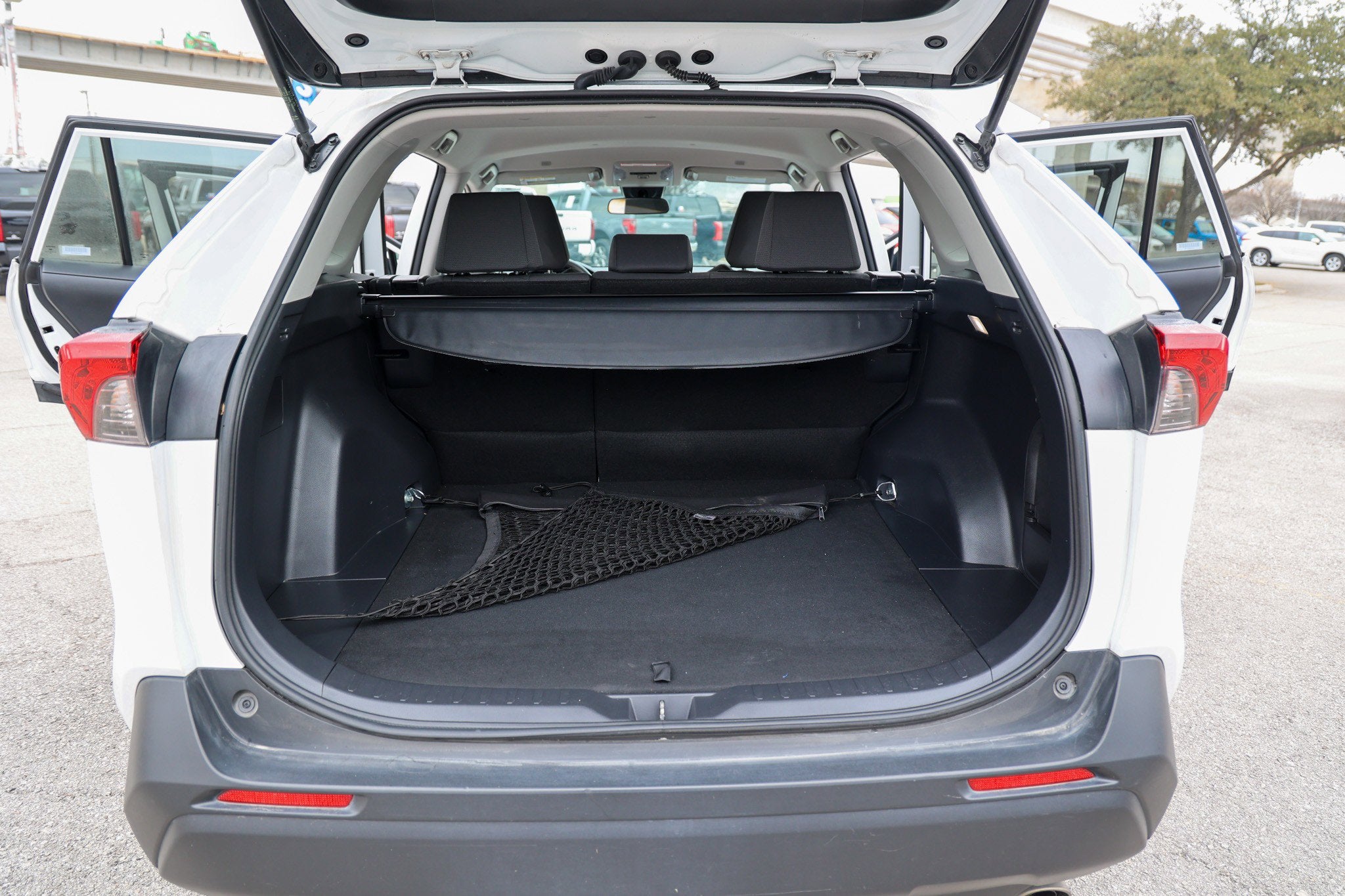 2024 Toyota RAV4 HYBRID Hybrid XLE