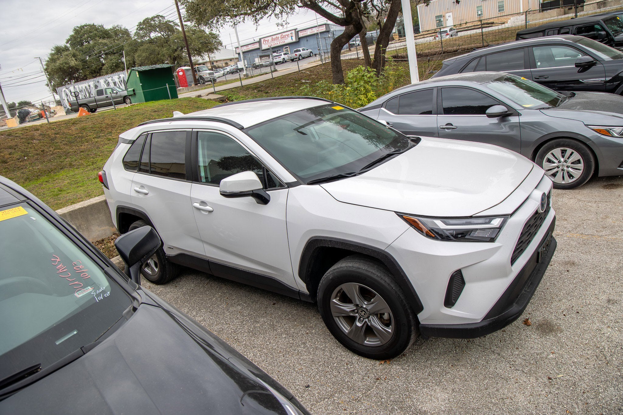 2024 Toyota RAV4 HYBRID Hybrid XLE