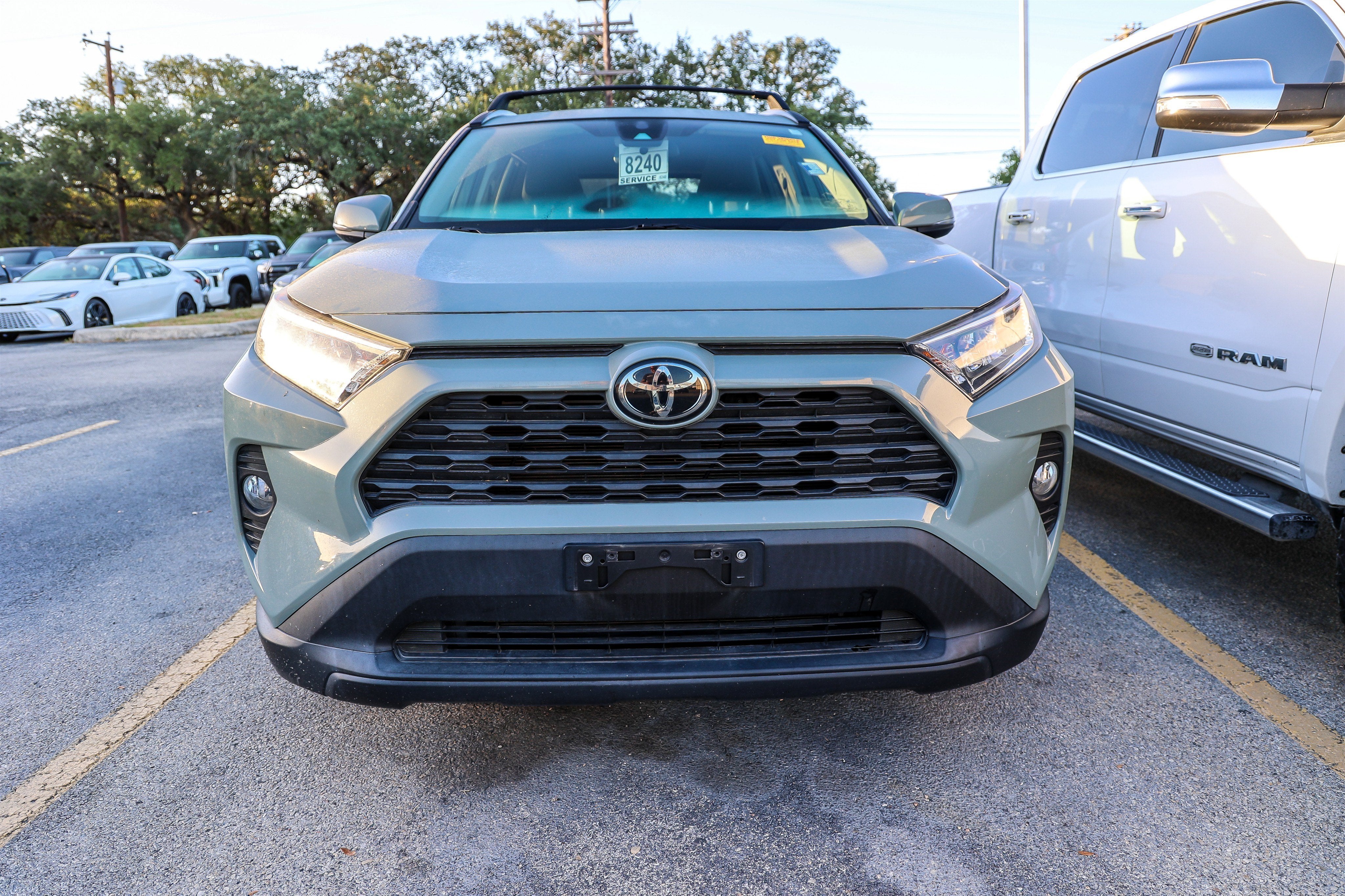 2020 Toyota RAV4 XLE
