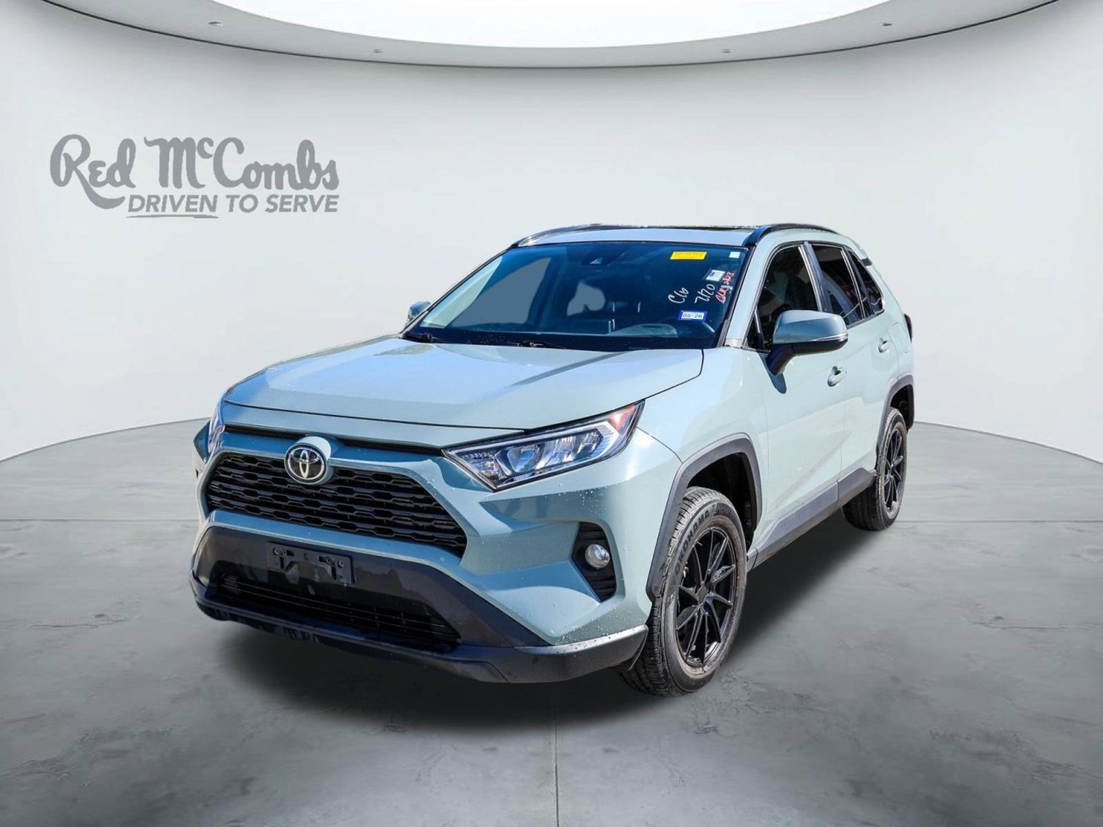 2020 Toyota RAV4 XLE