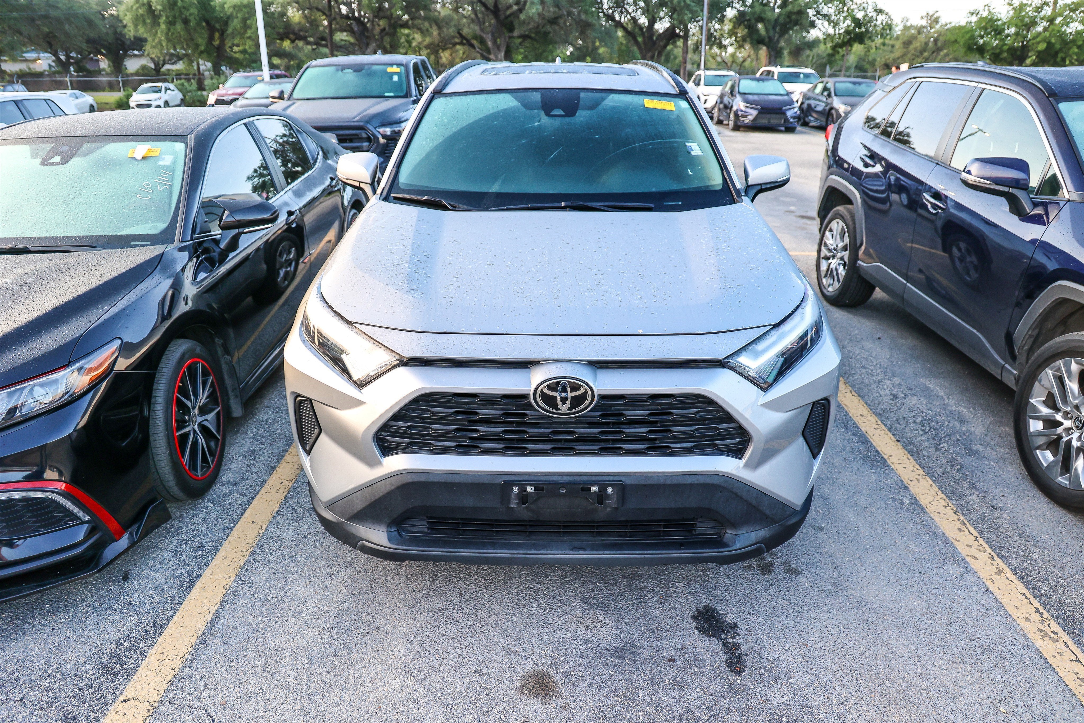 2022 Toyota RAV4 XLE