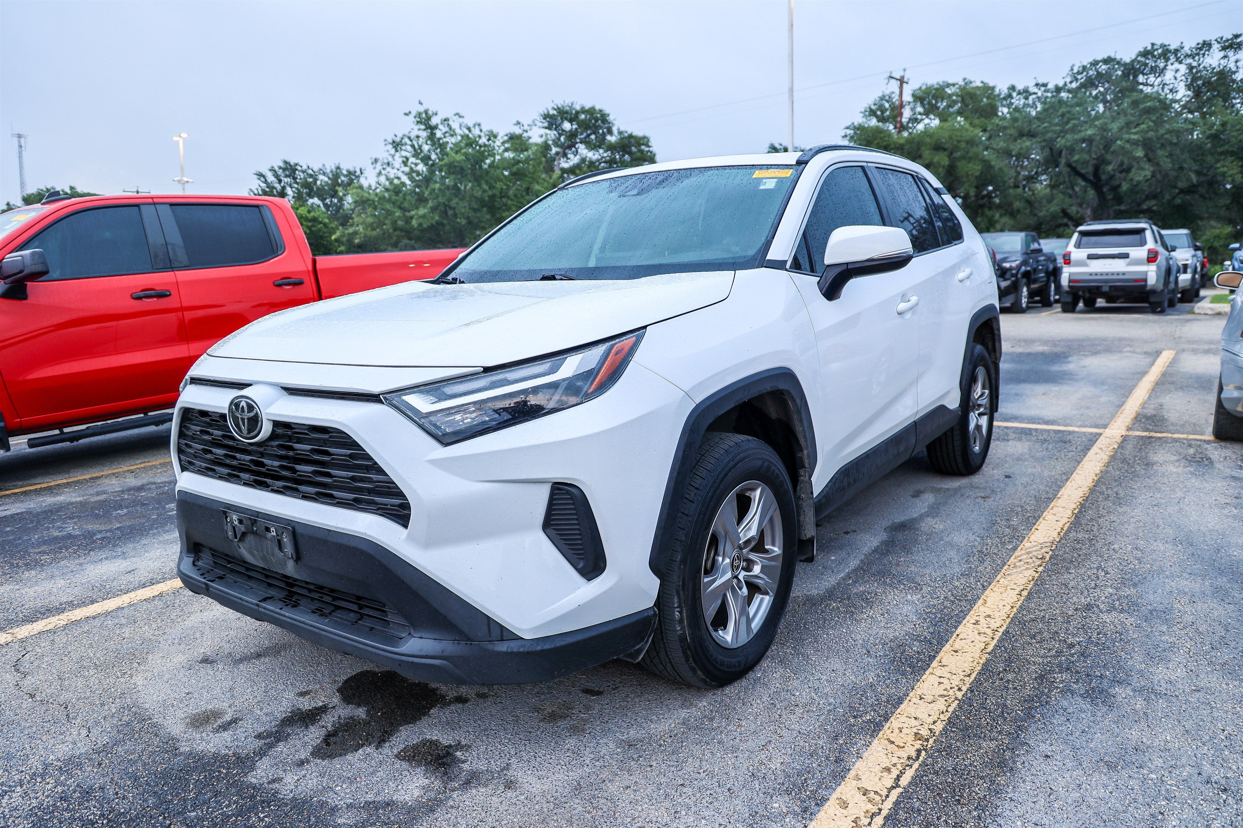 2023 Toyota RAV4 XLE
