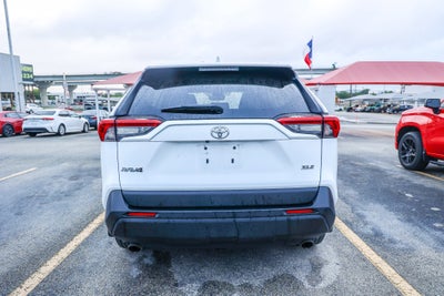 2023 Toyota RAV4 XLE