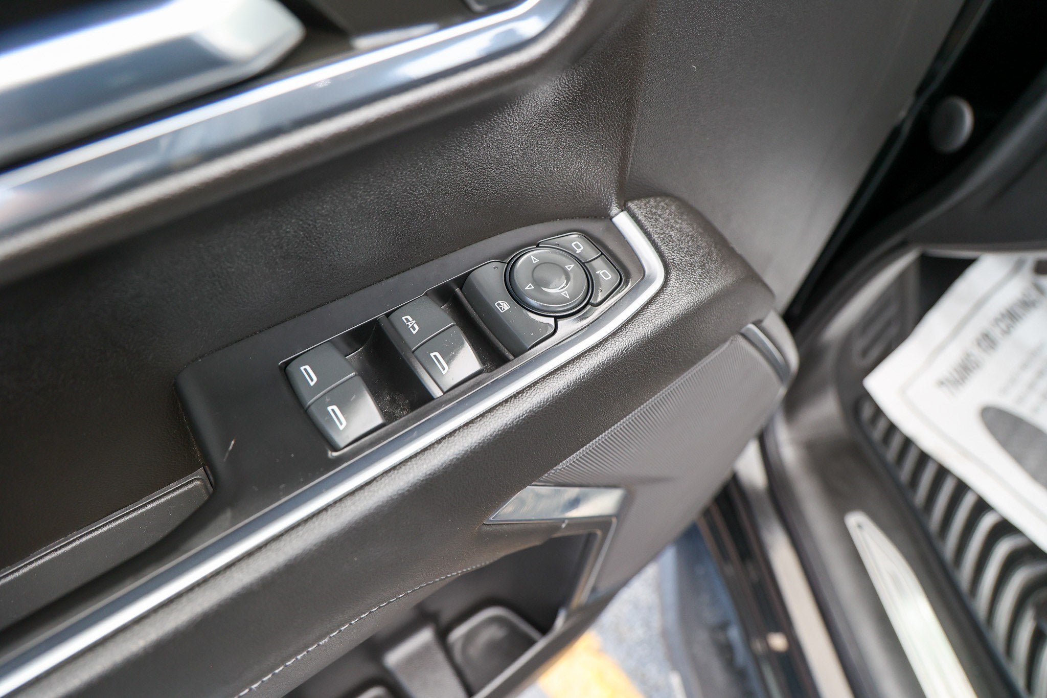 2023 Chevrolet Silverado LT