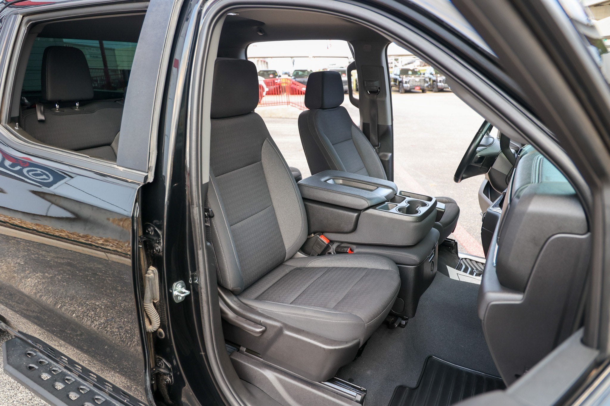 2023 Chevrolet Silverado LT
