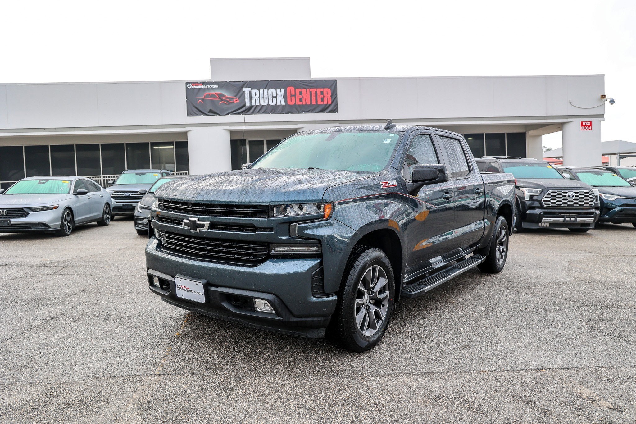 2020 Chevrolet Silverado RST