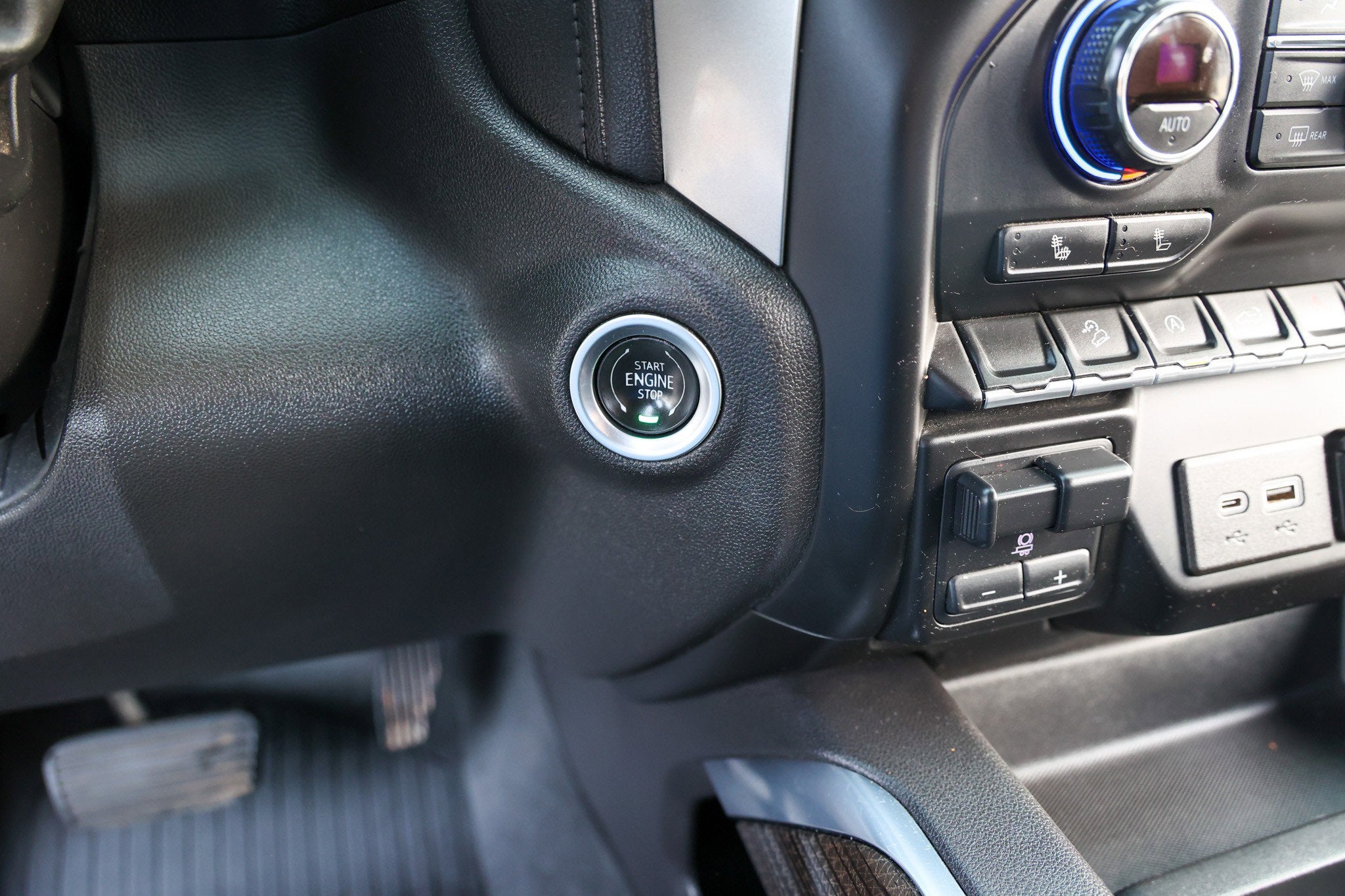 2020 Chevrolet Silverado RST