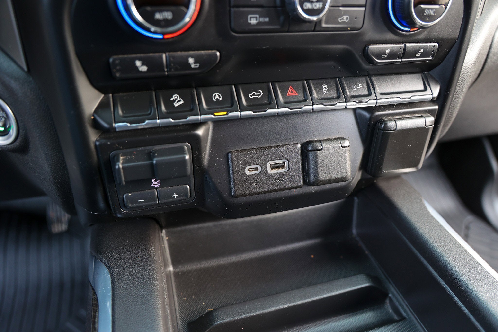 2020 Chevrolet Silverado RST